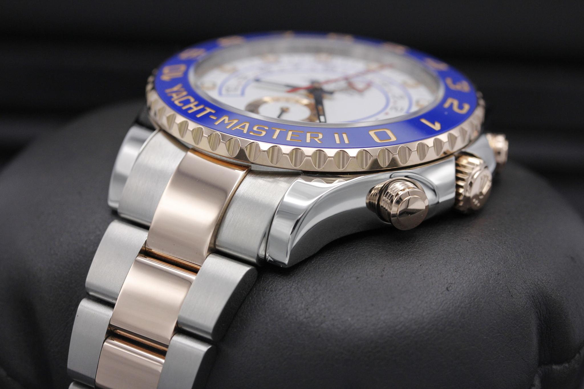 Watch Image 2
