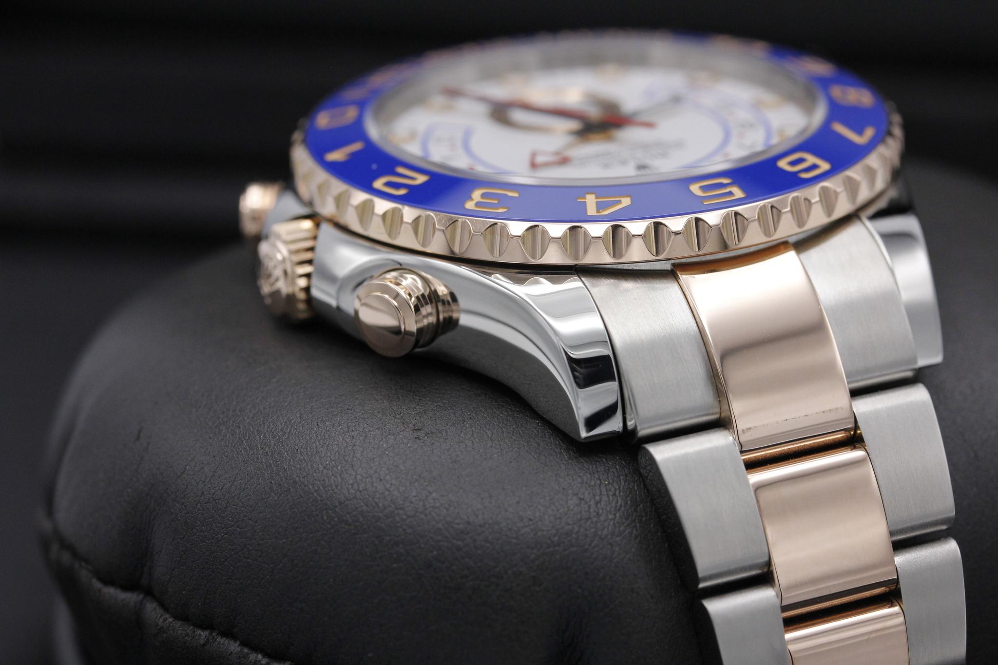 Watch Image 4