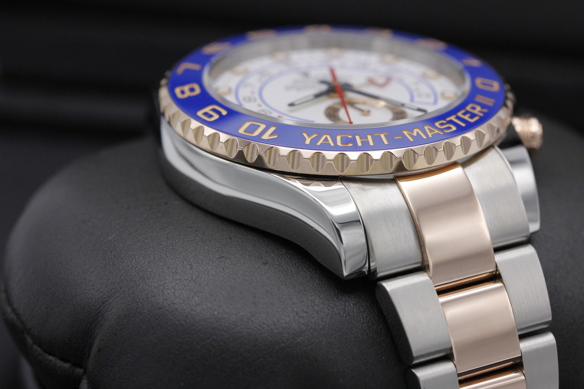 Watch Image 6