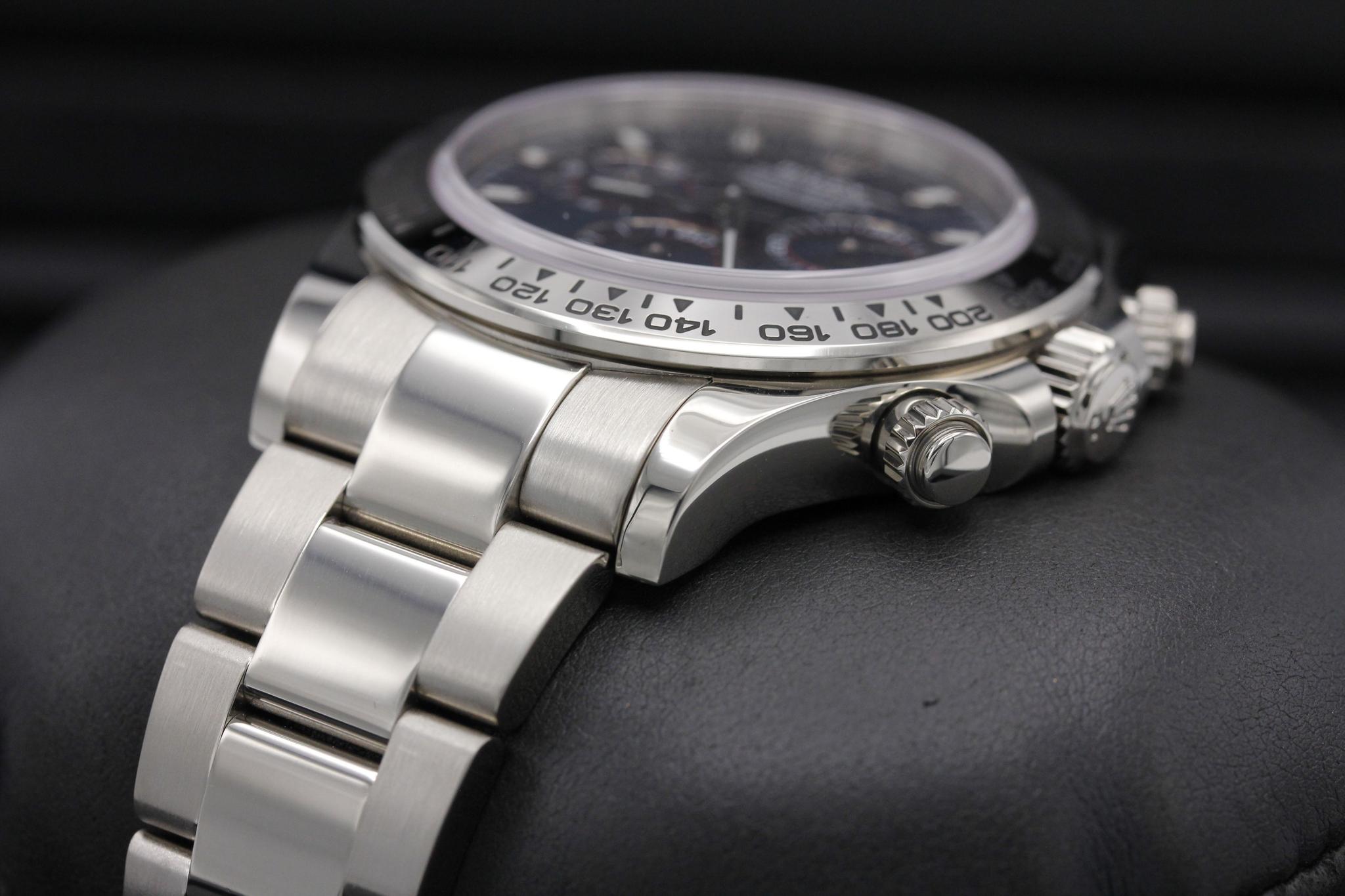 Watch Image 2