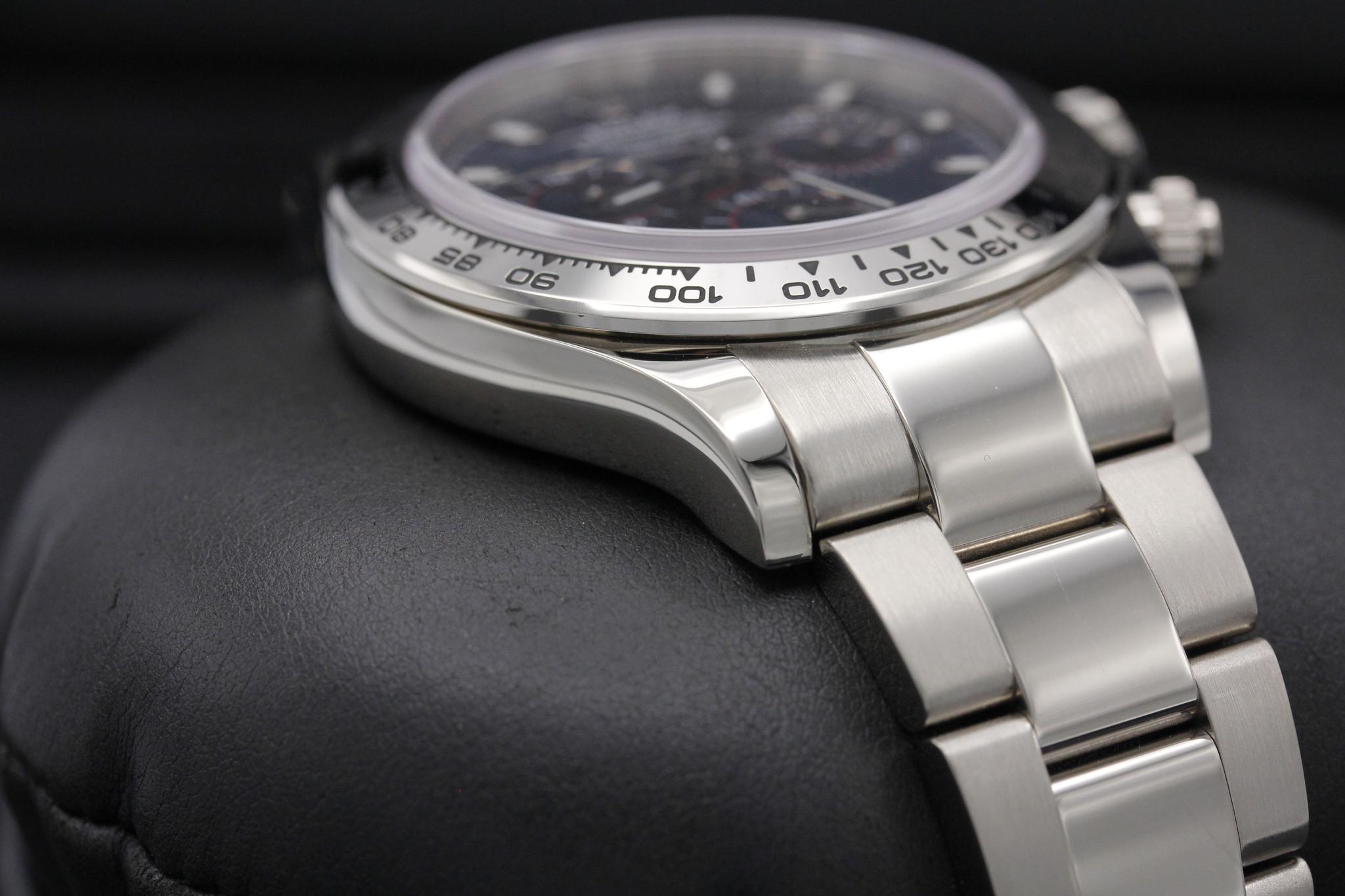 Watch Image 6