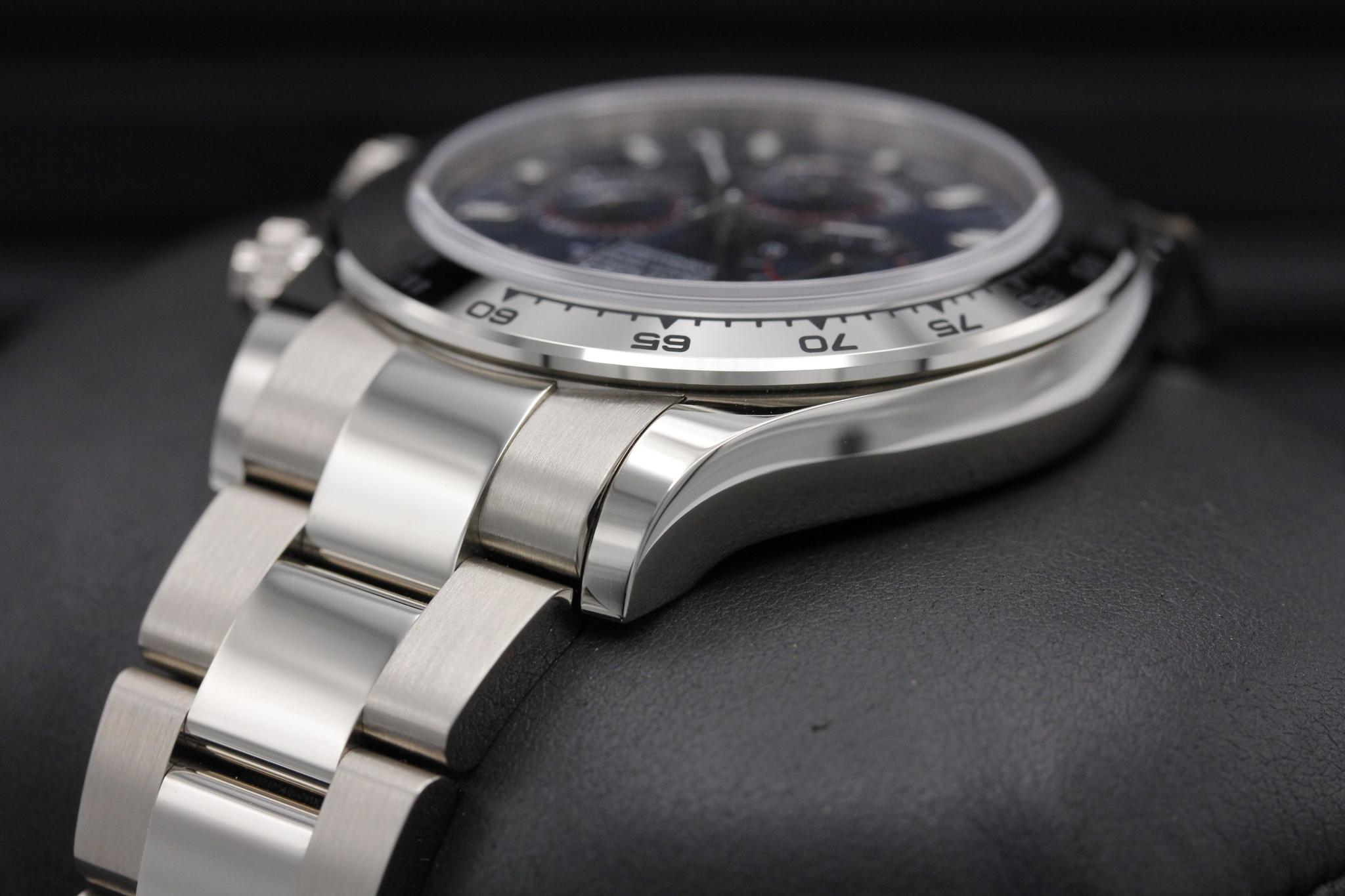 Watch Image 5