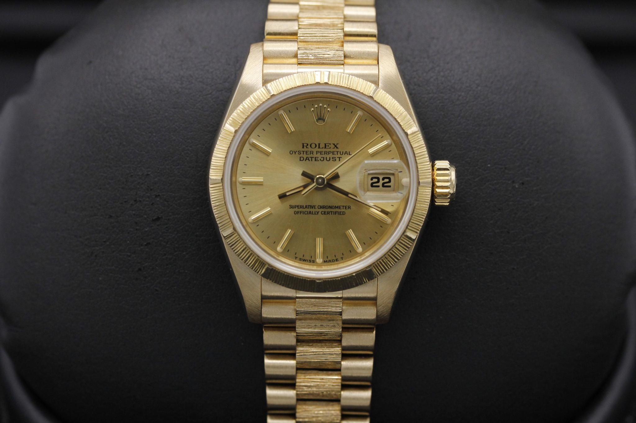 Watch Image 1