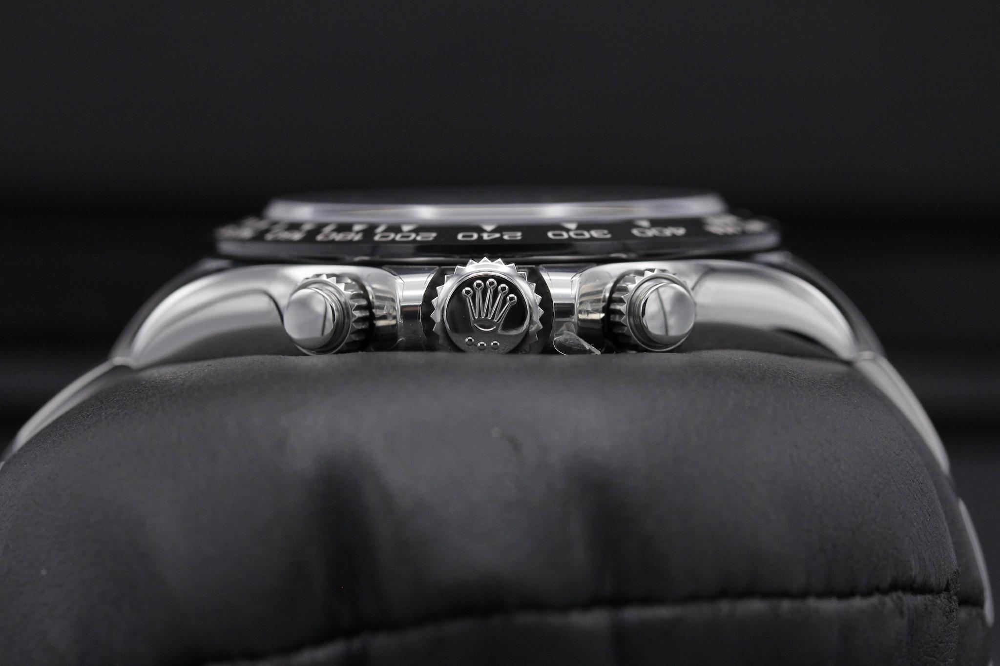 Watch Image 3