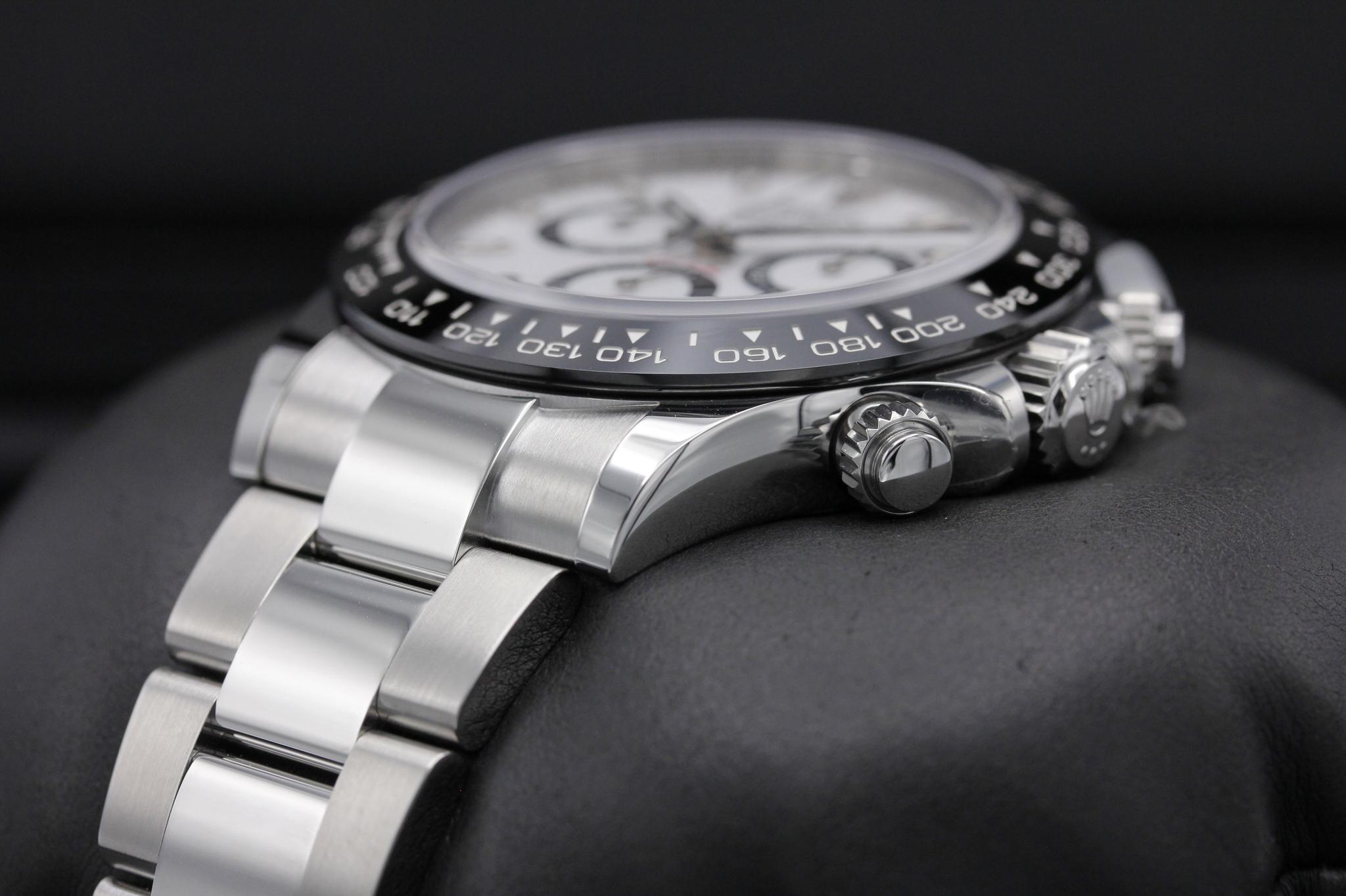 Watch Image 2
