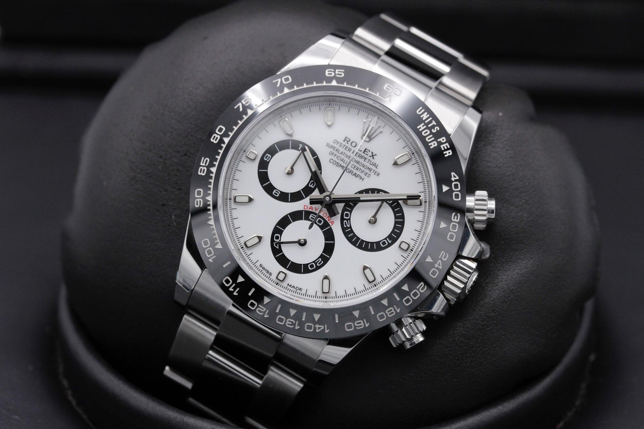 Watch Image 9