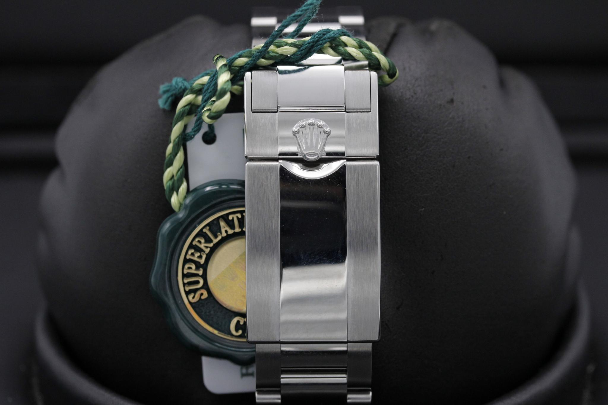 Watch Image 8