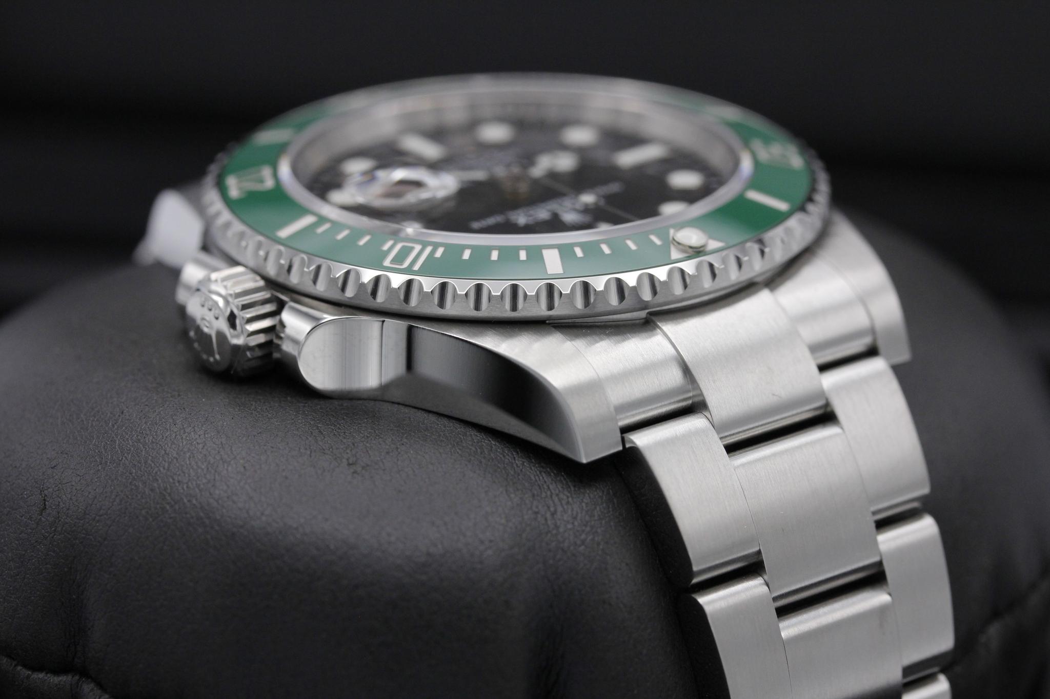 Watch Image 4