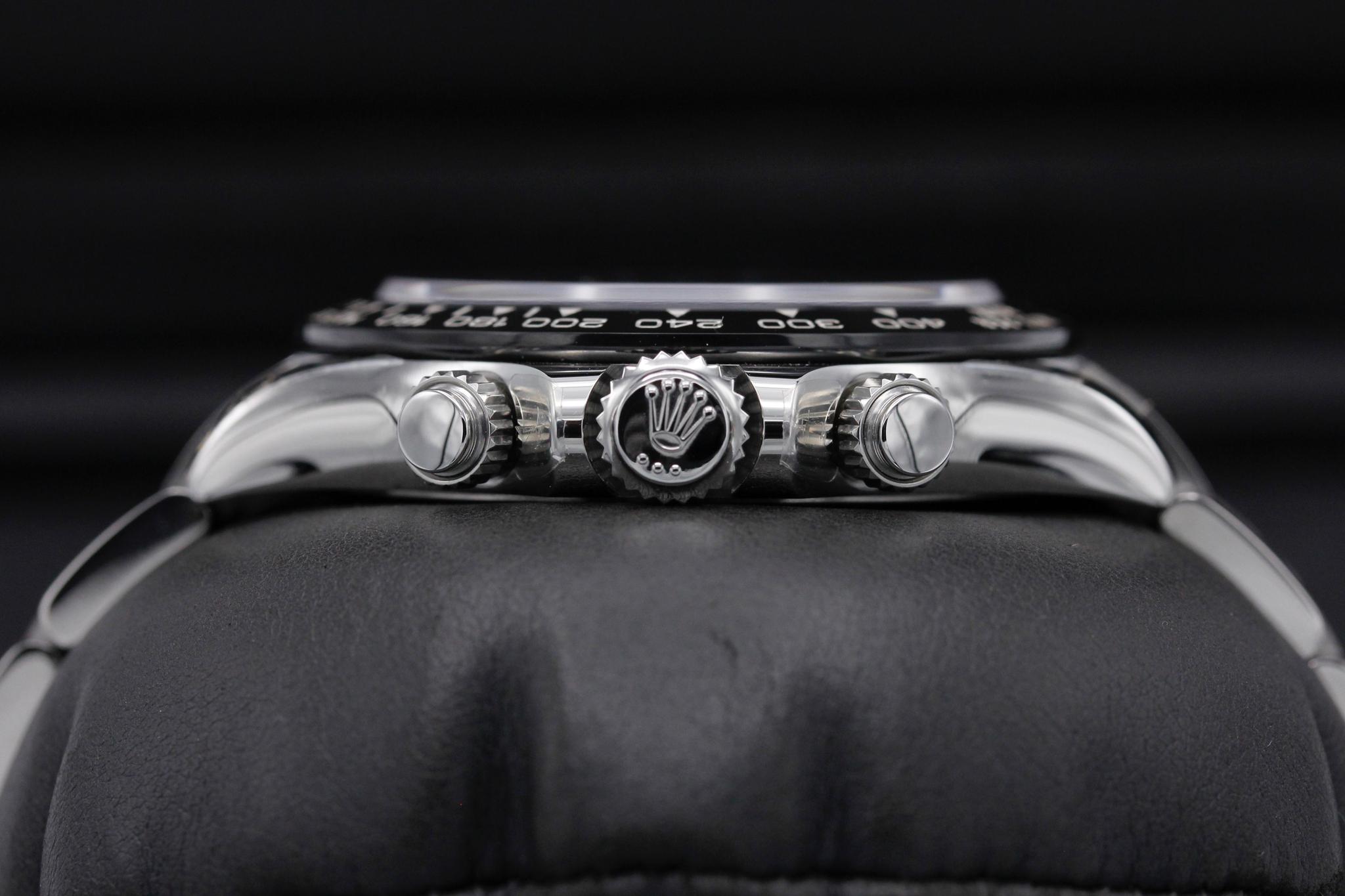 Watch Image 3