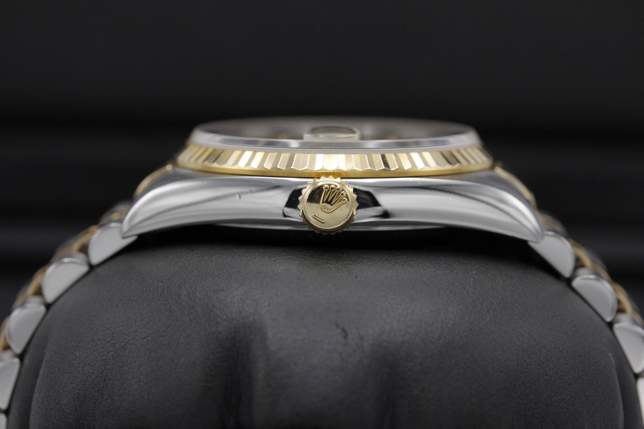 Watch Image 3