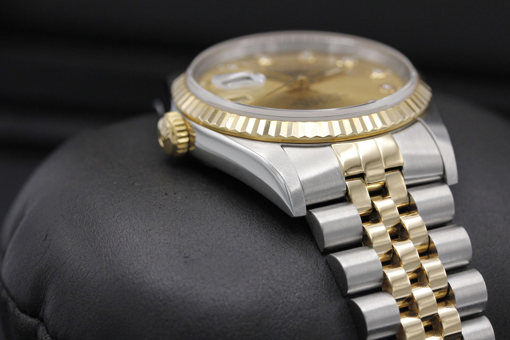 Watch Image 4