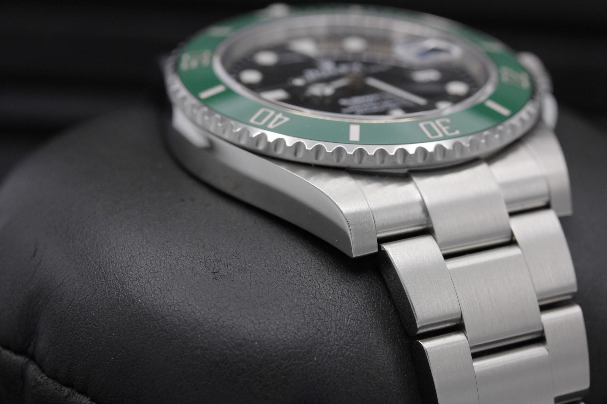 Watch Image 6