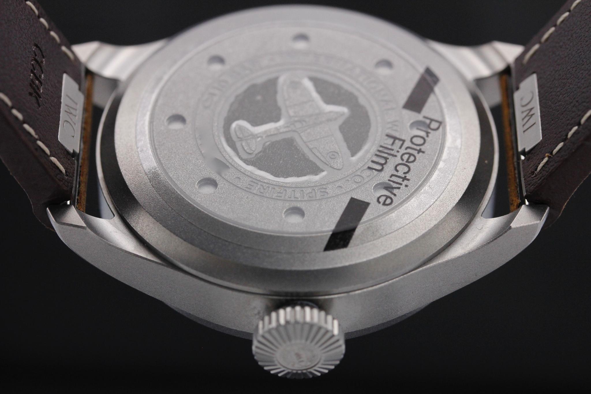 Watch Image 7
