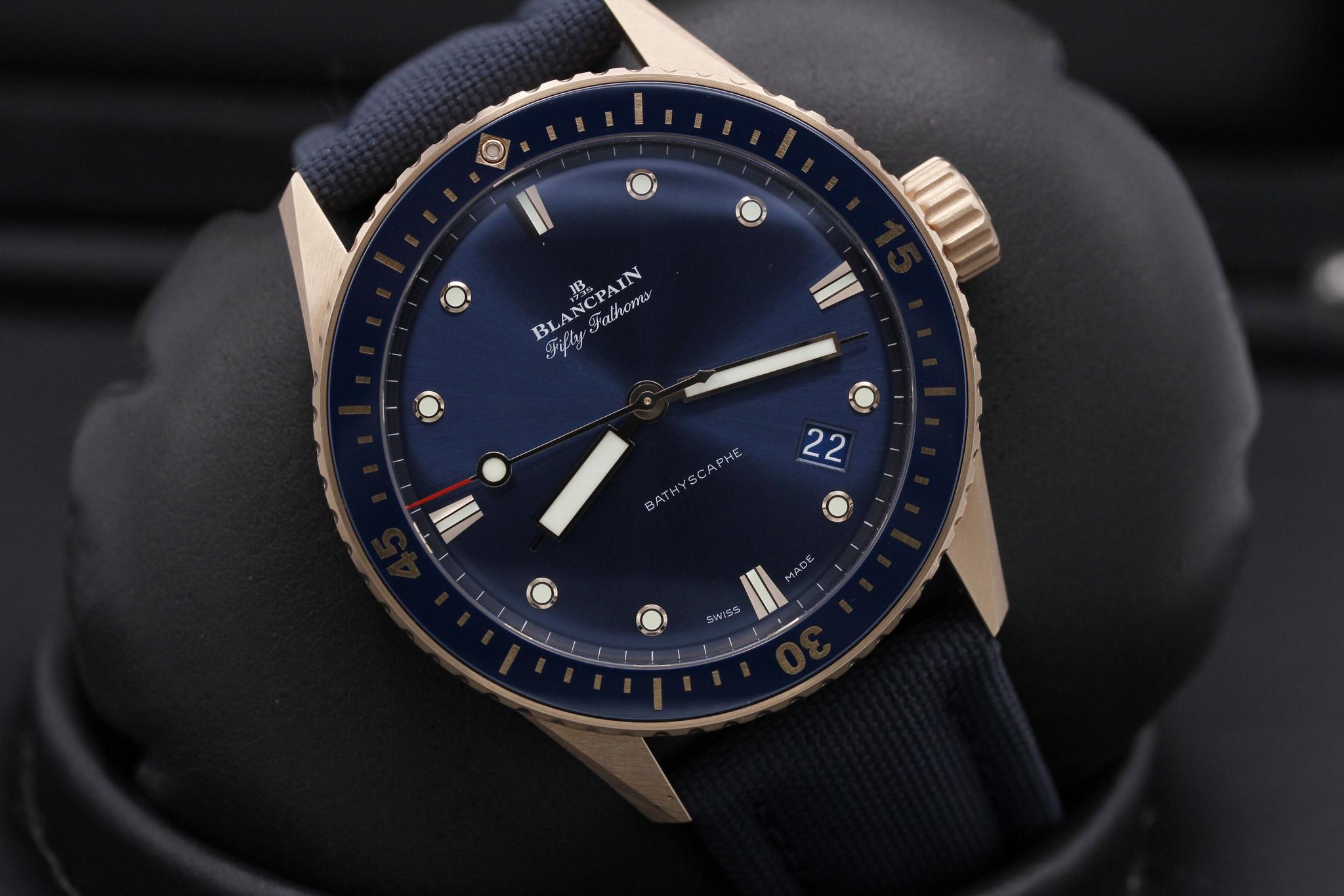 Watch Image 9