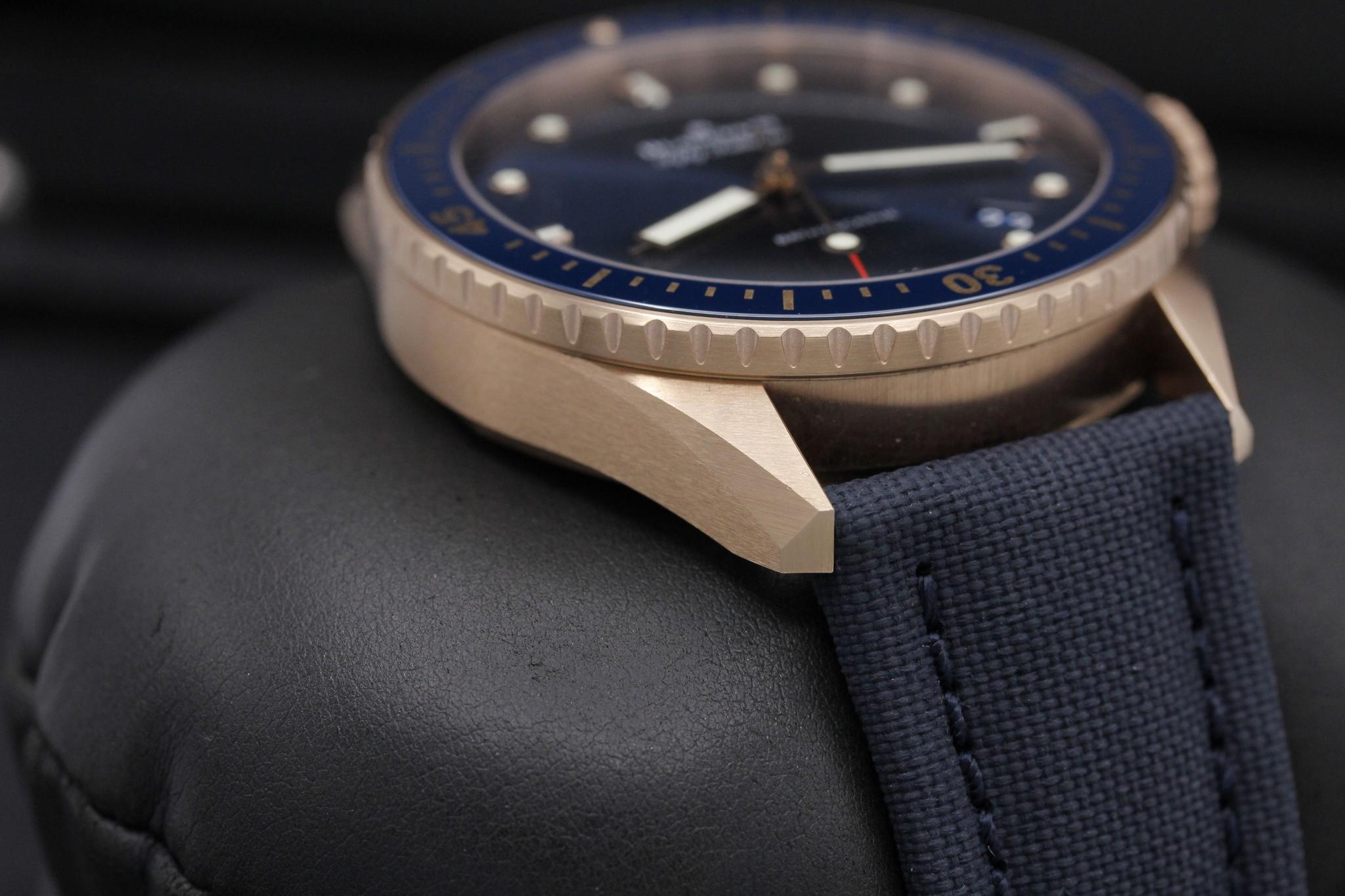 Watch Image 6