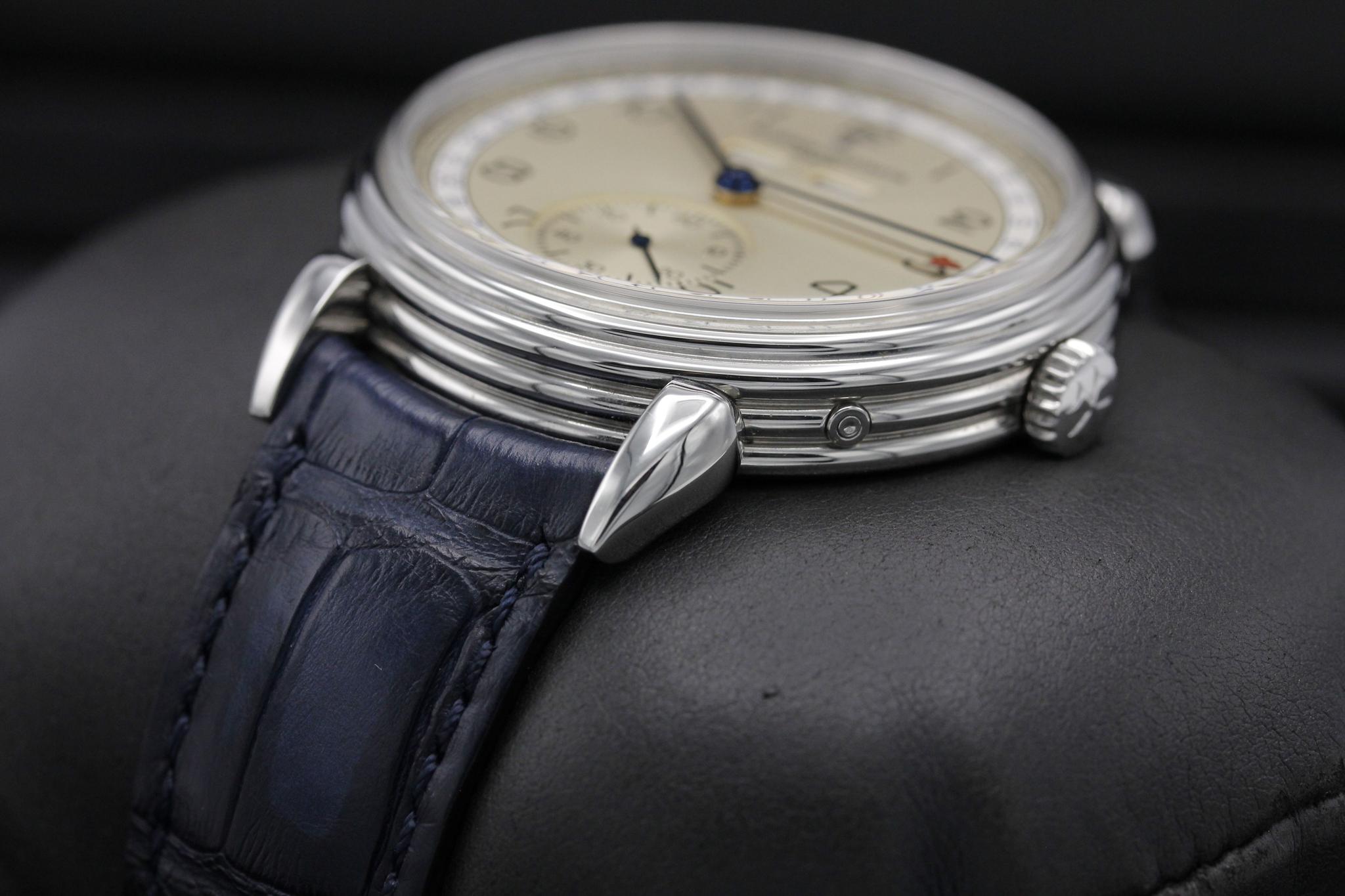 Watch Image 2