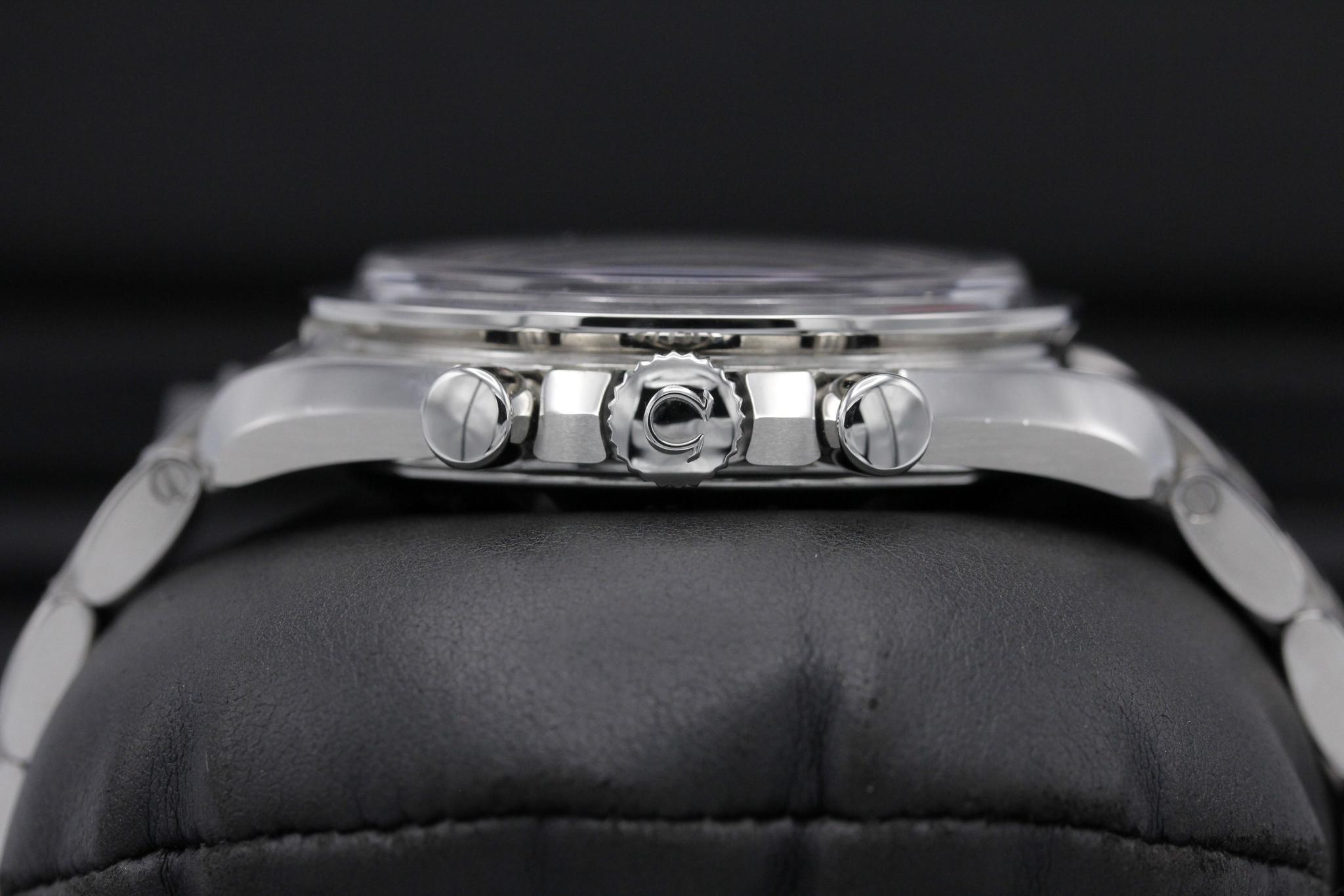 Watch Image 3
