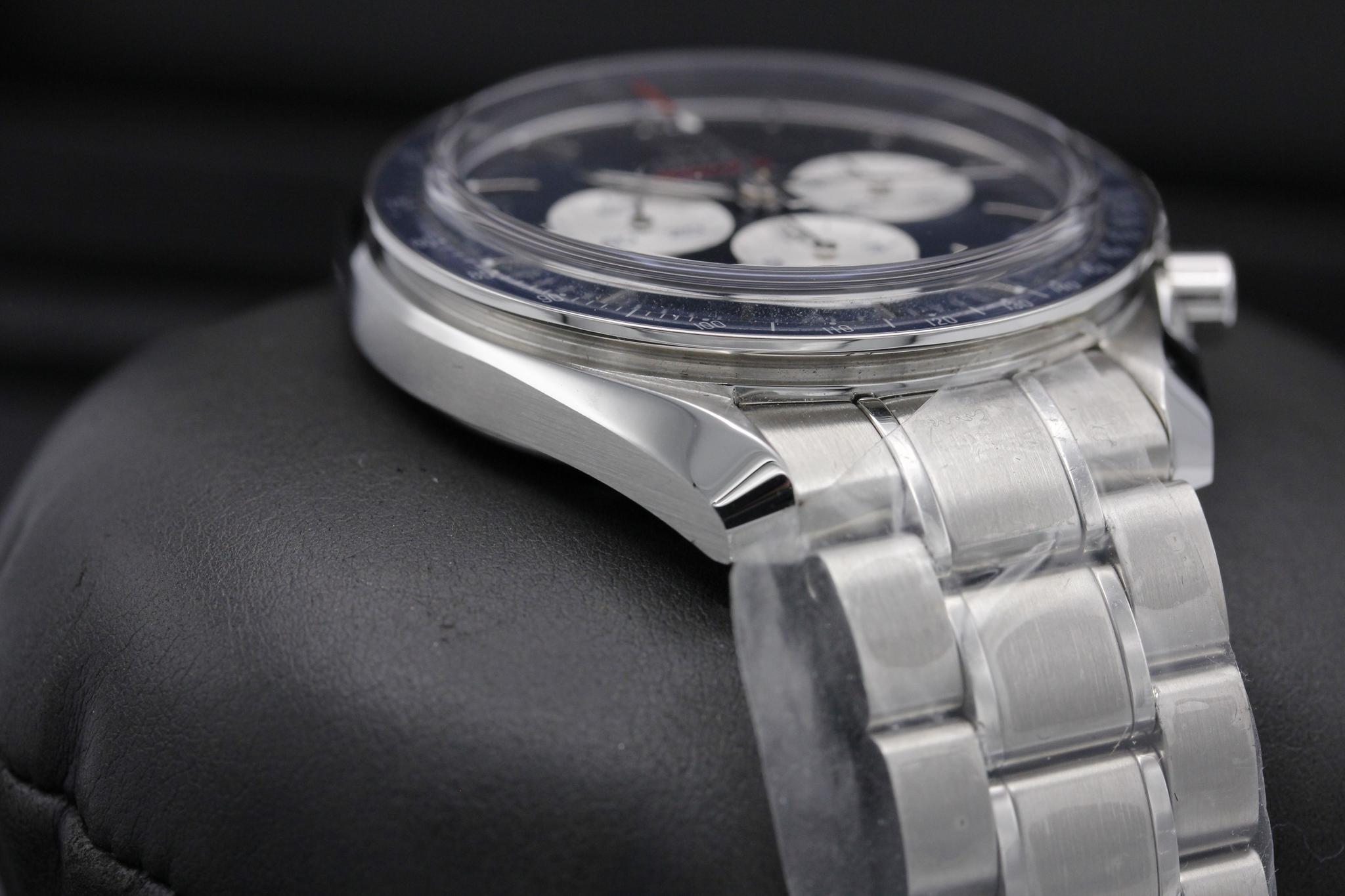 Watch Image 6