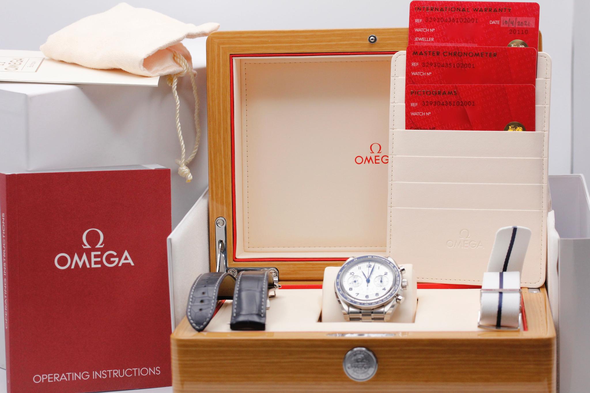 Watch Image 11