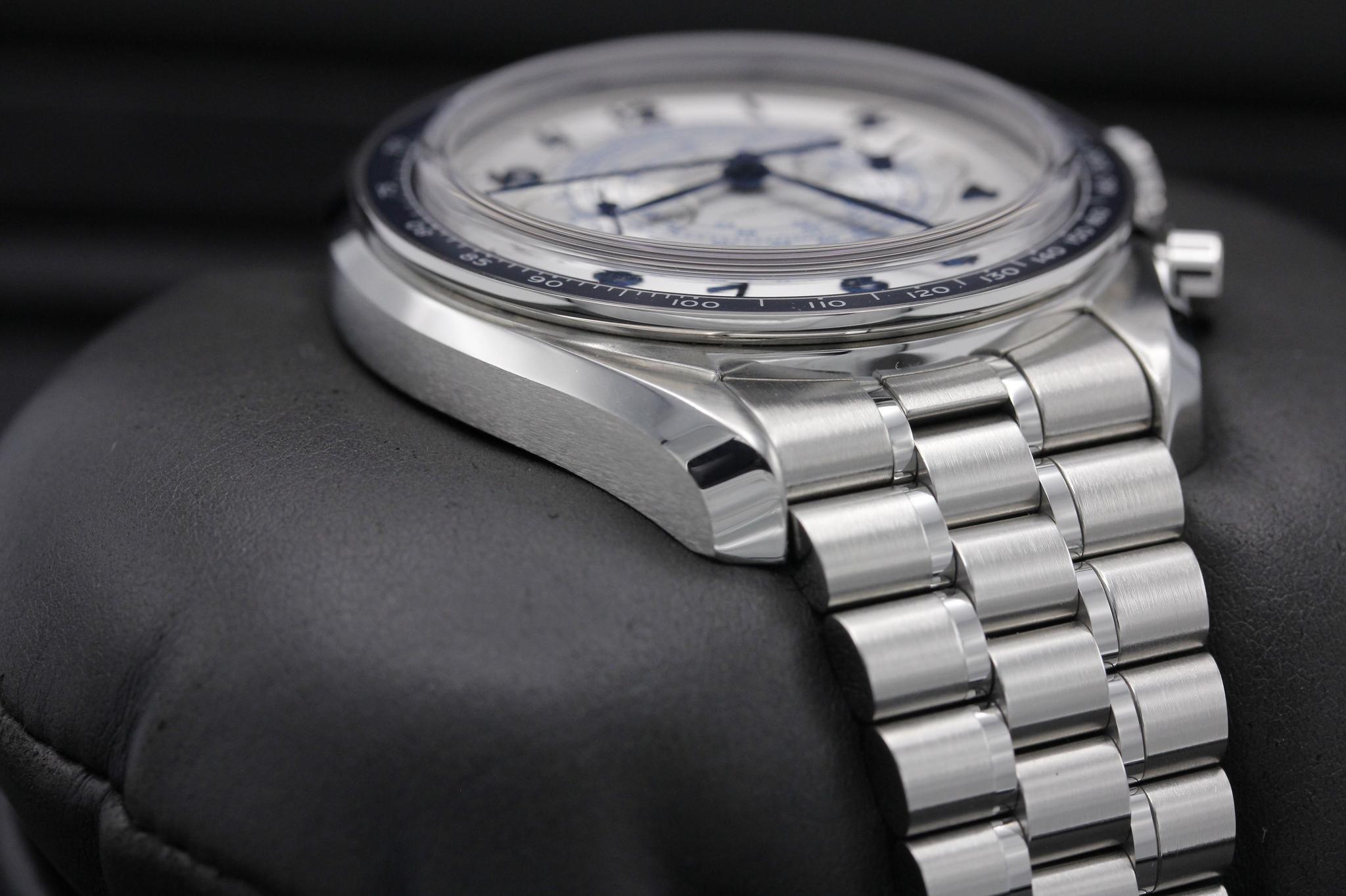 Watch Image 6