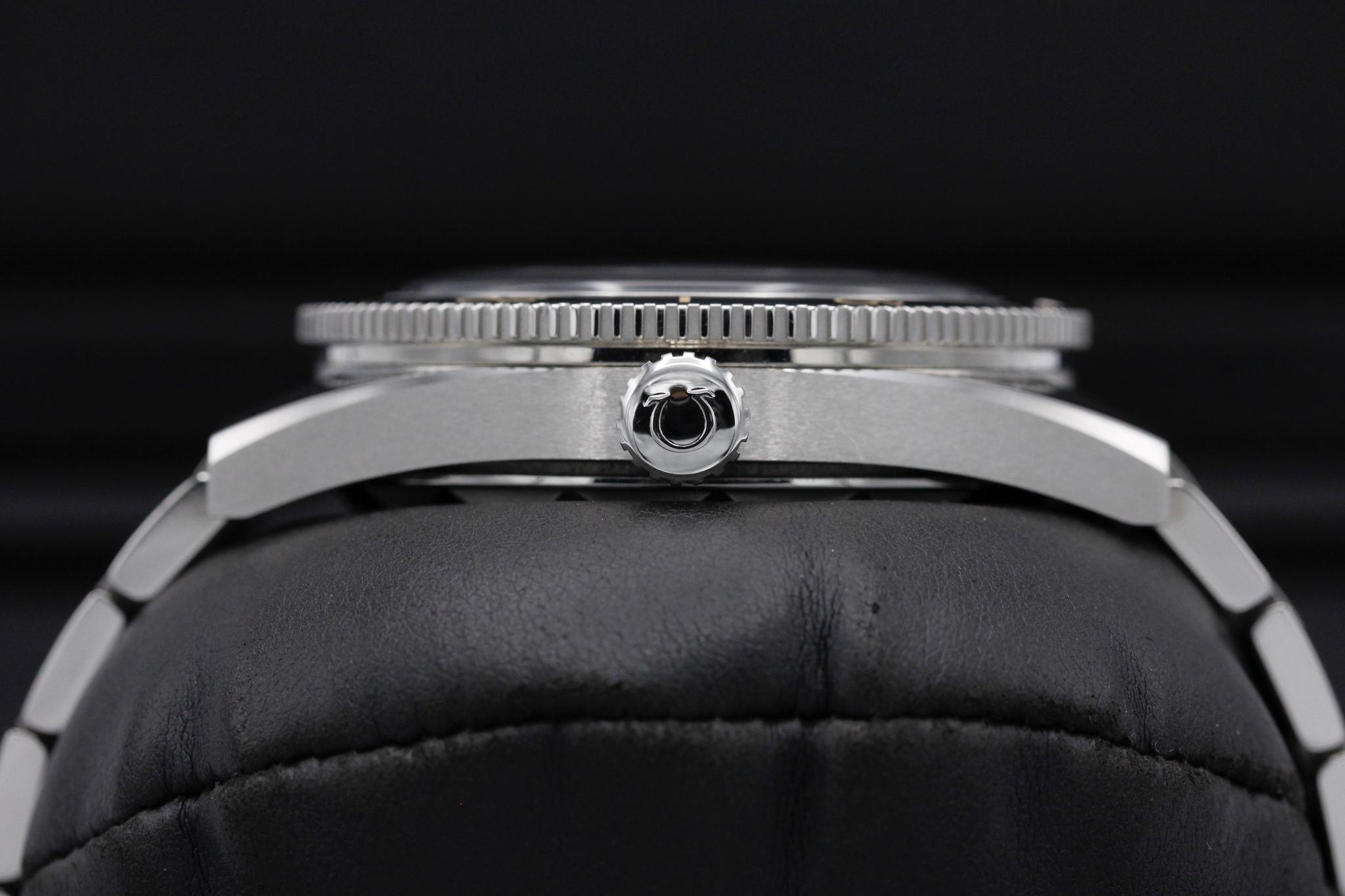 Watch Image 3