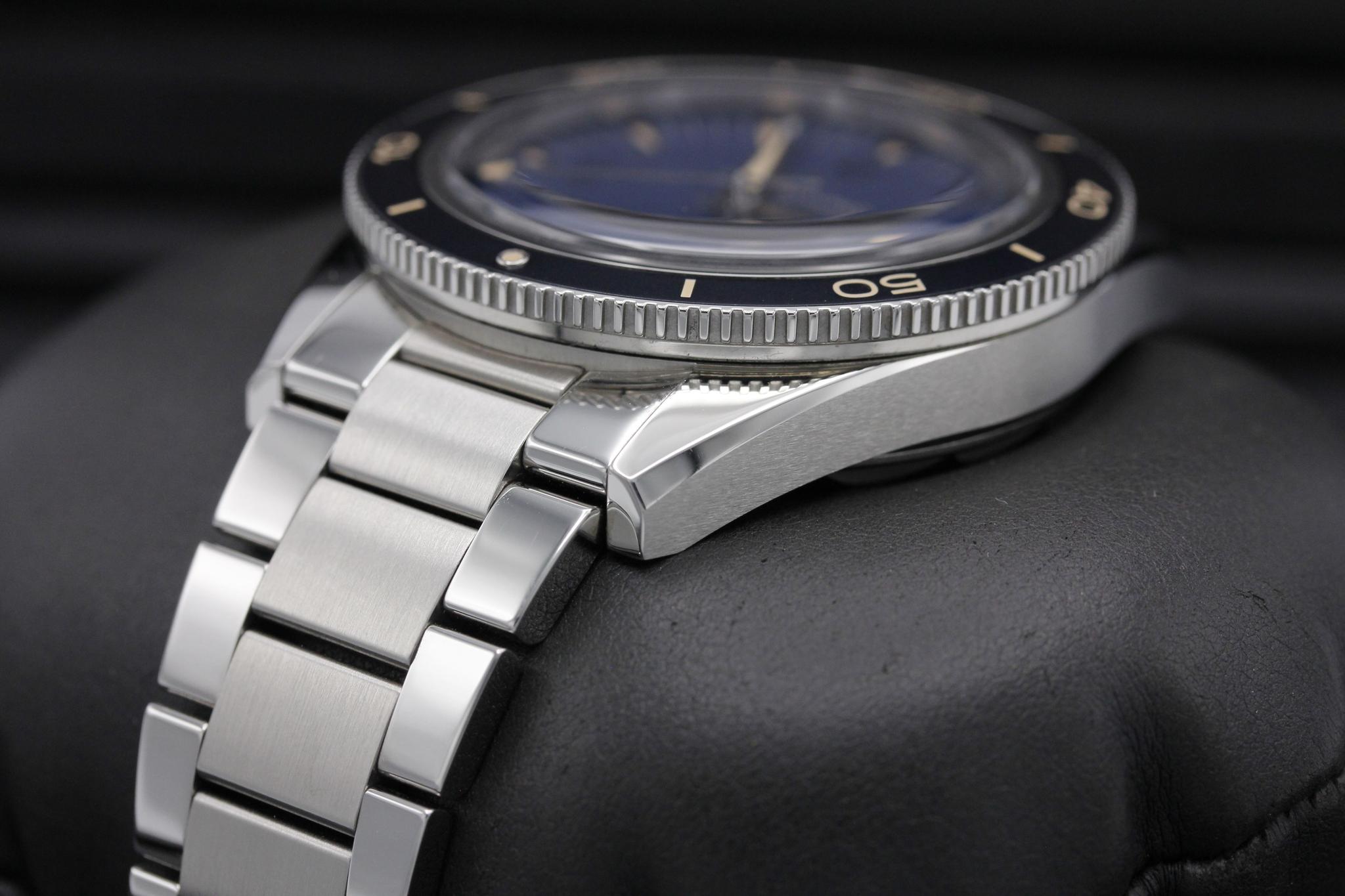 Watch Image 5