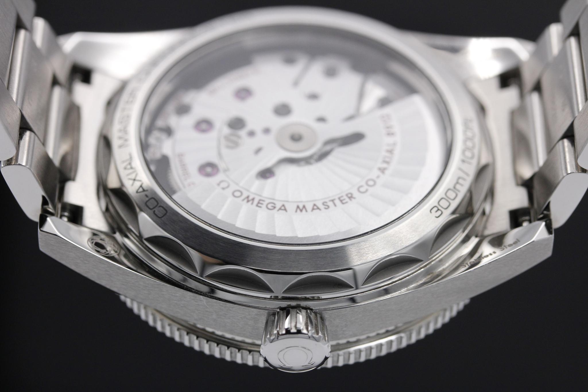Watch Image 8