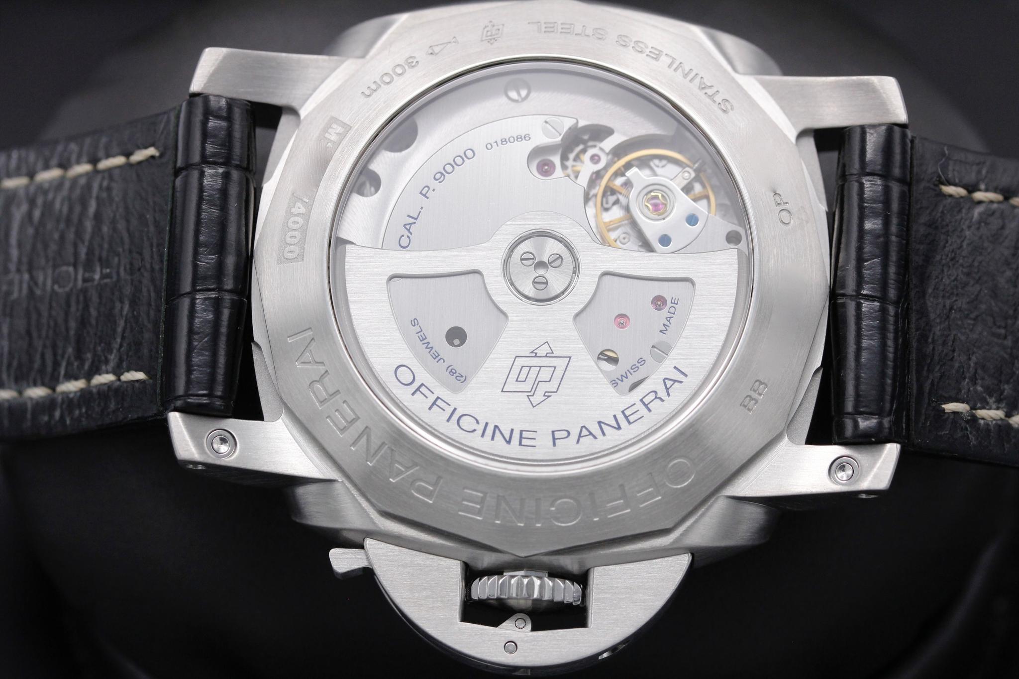 Watch Image 7