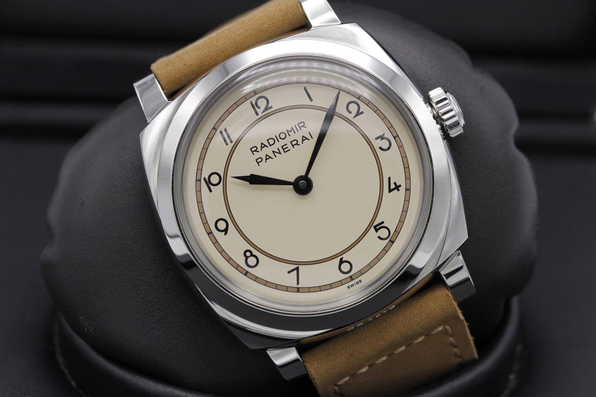 Watch Image 9