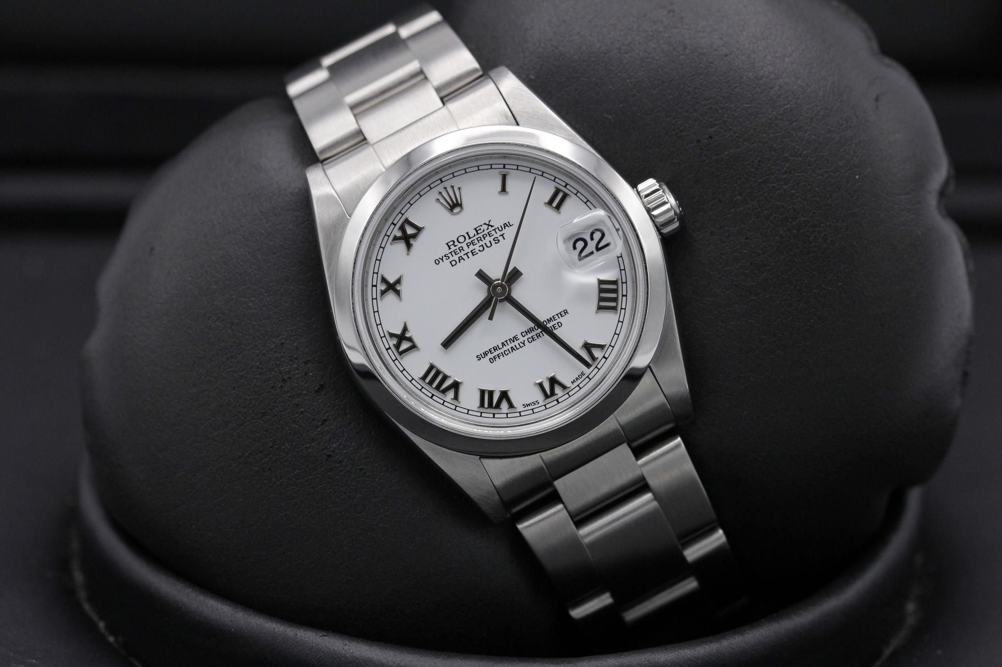 Watch Image 9