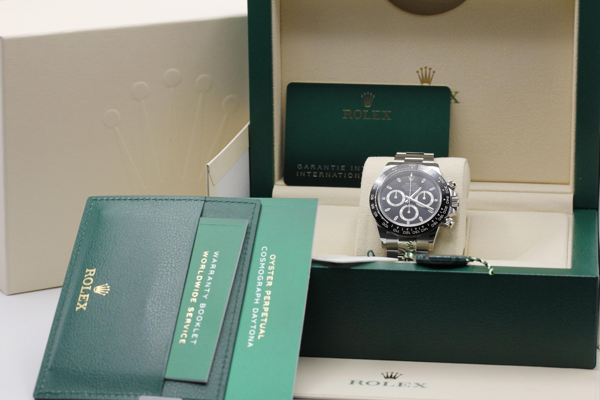 Watch Image 11