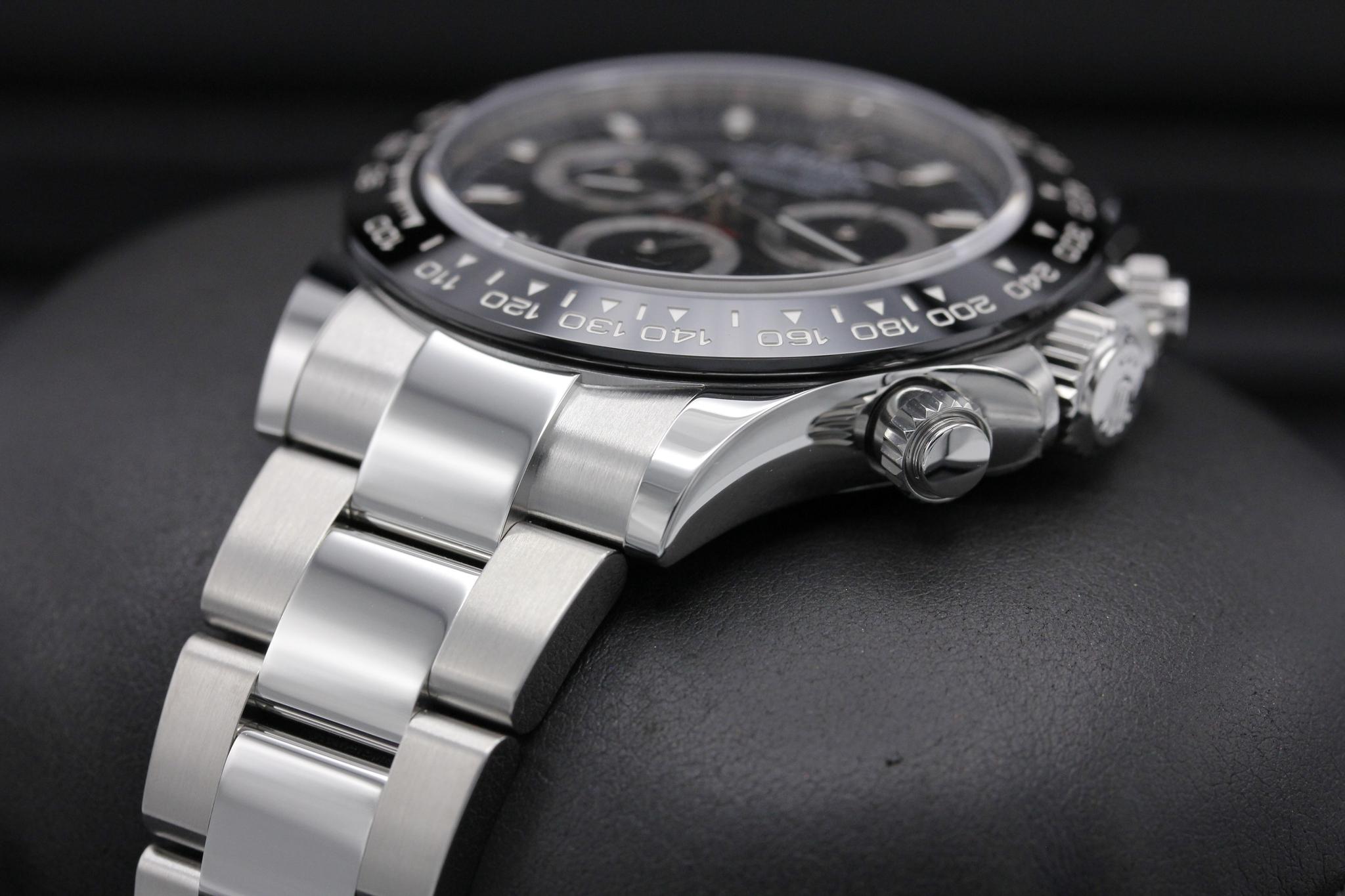 Watch Image 2