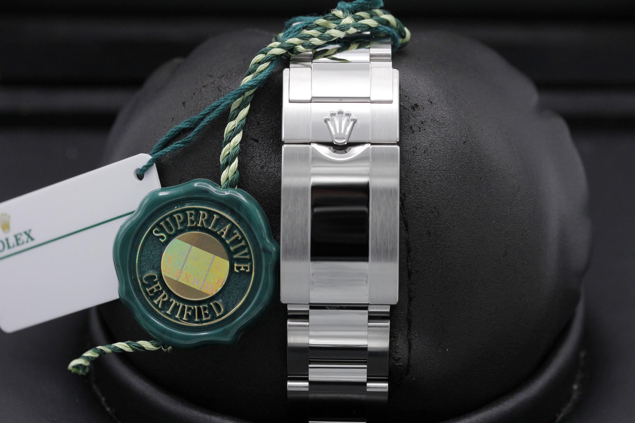 Watch Image 8