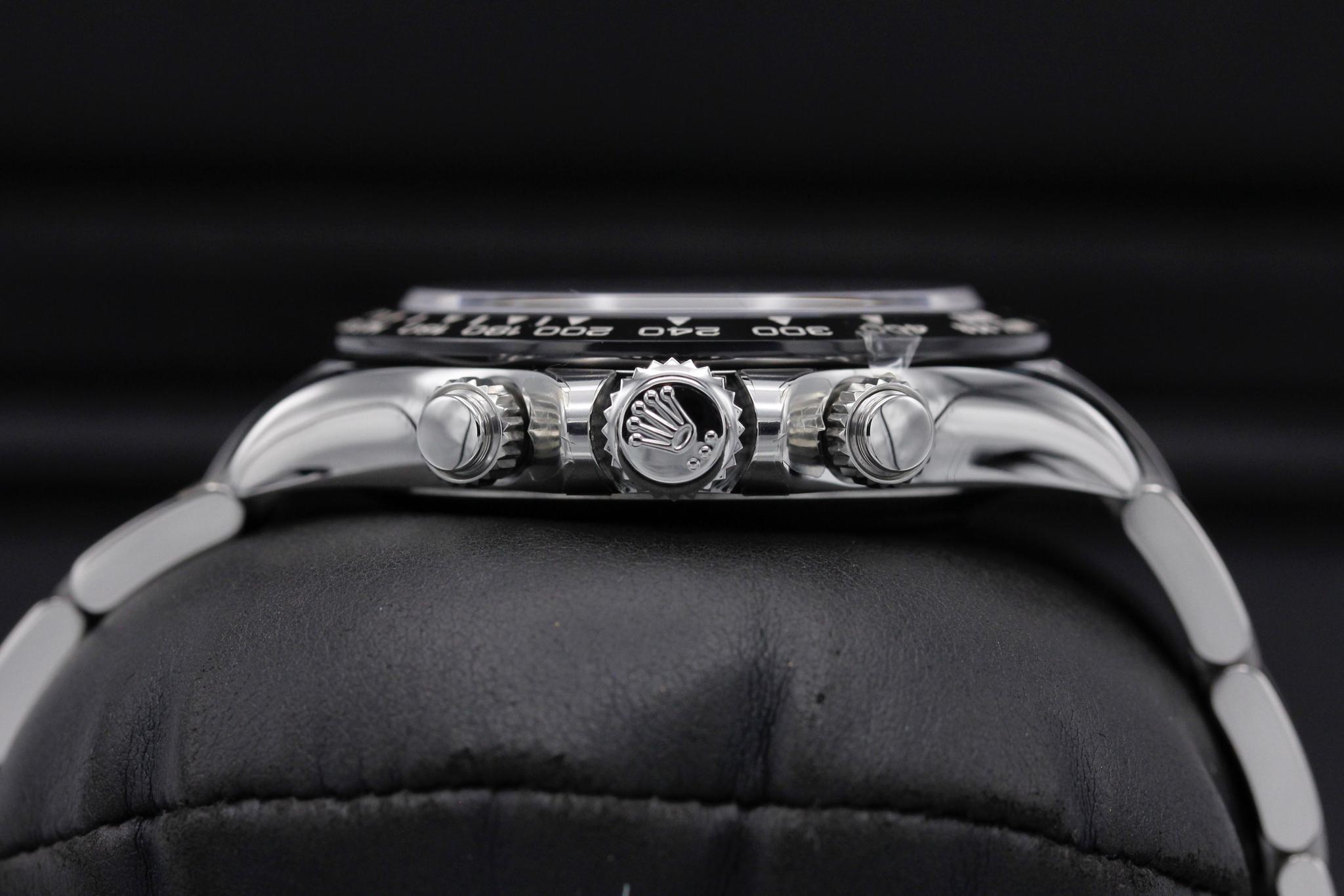 Watch Image 3