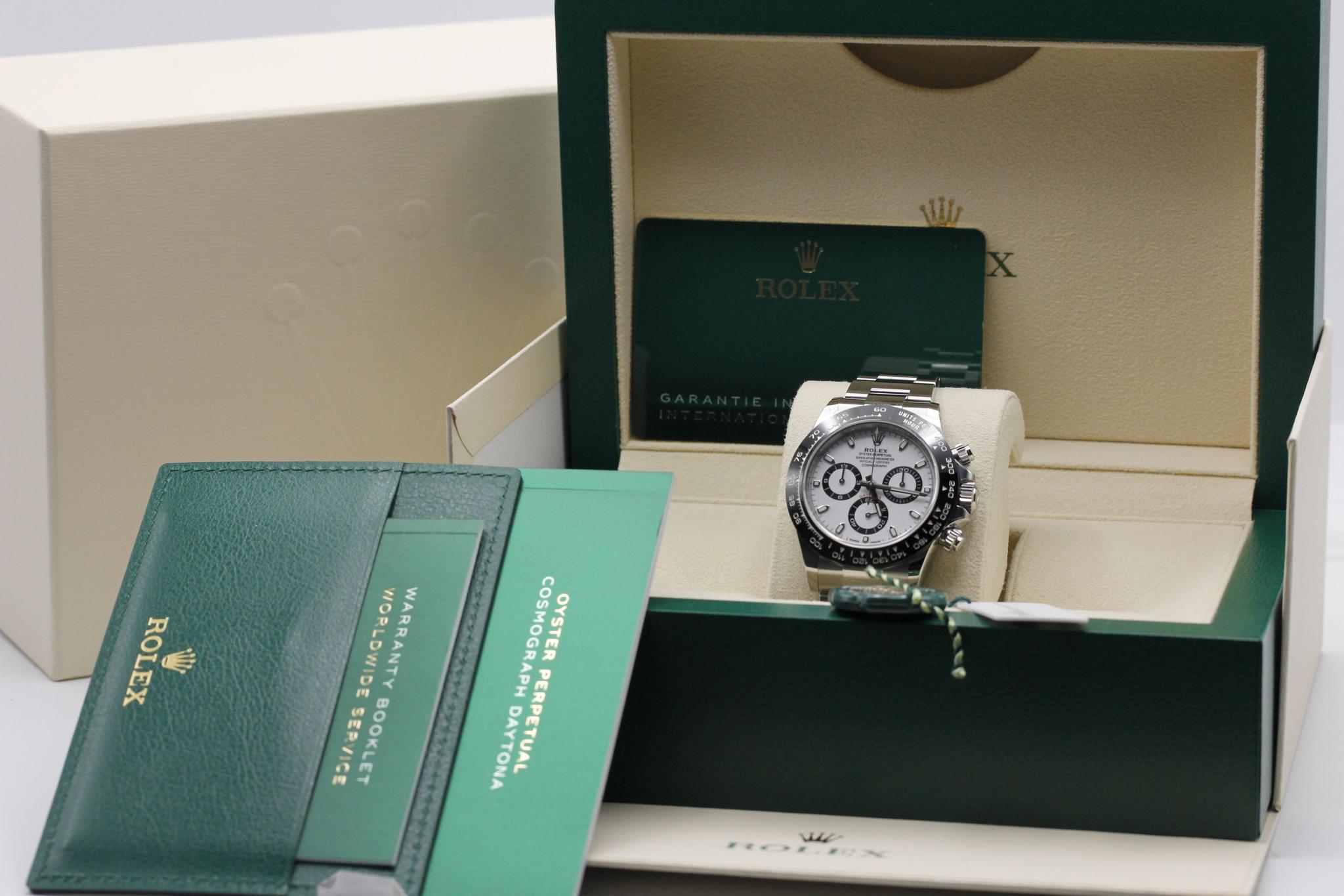 Watch Image 11