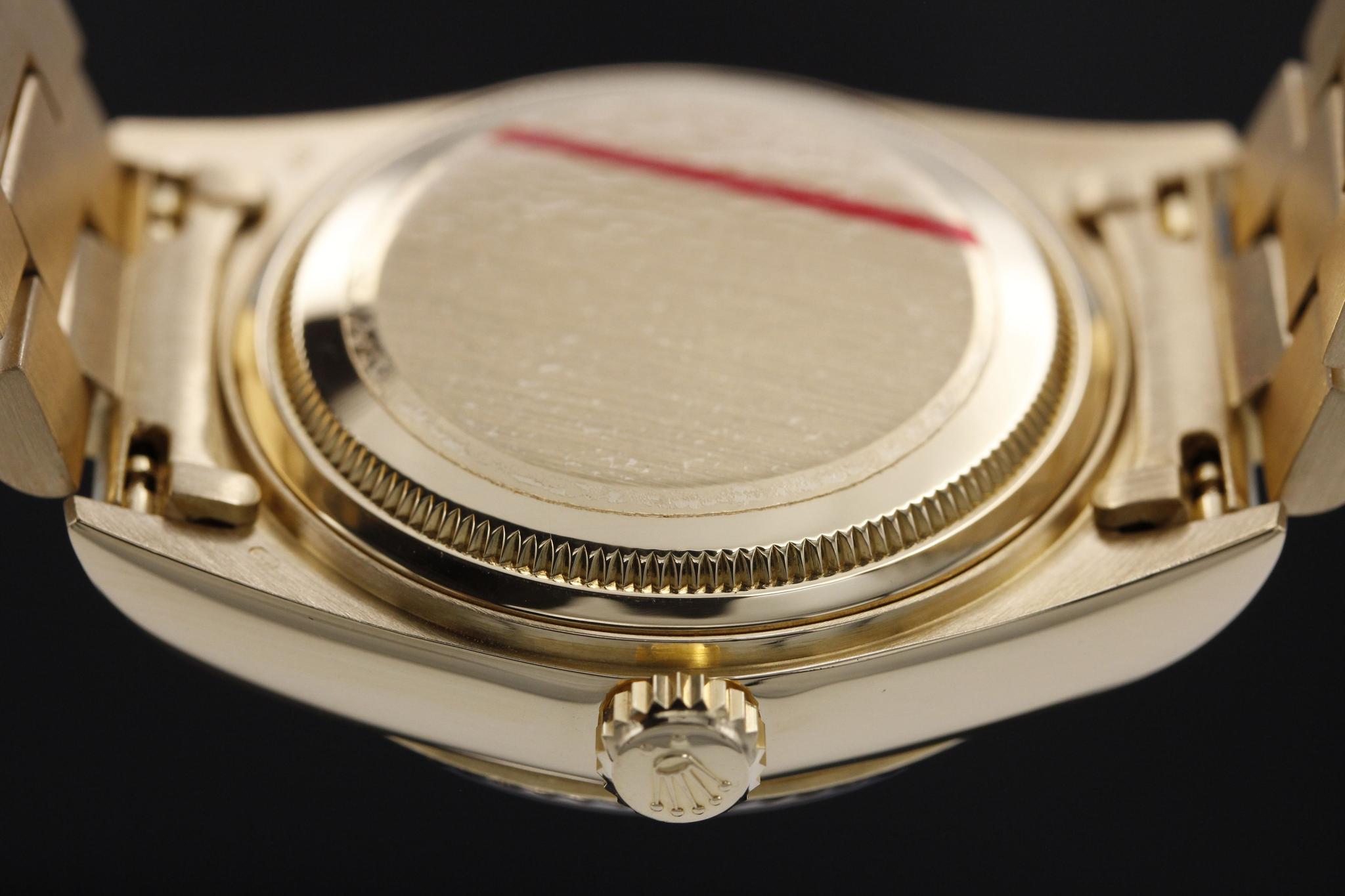 Watch Image 7