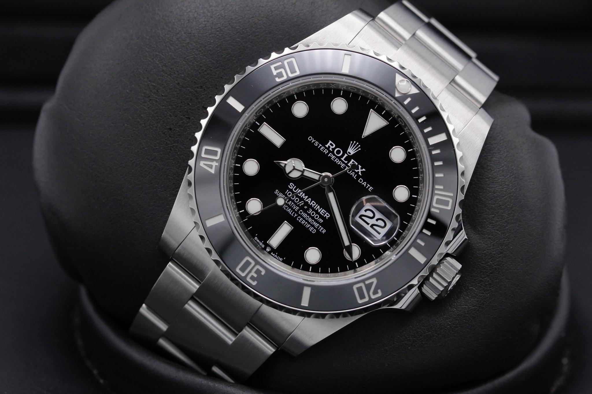 Watch Image 10