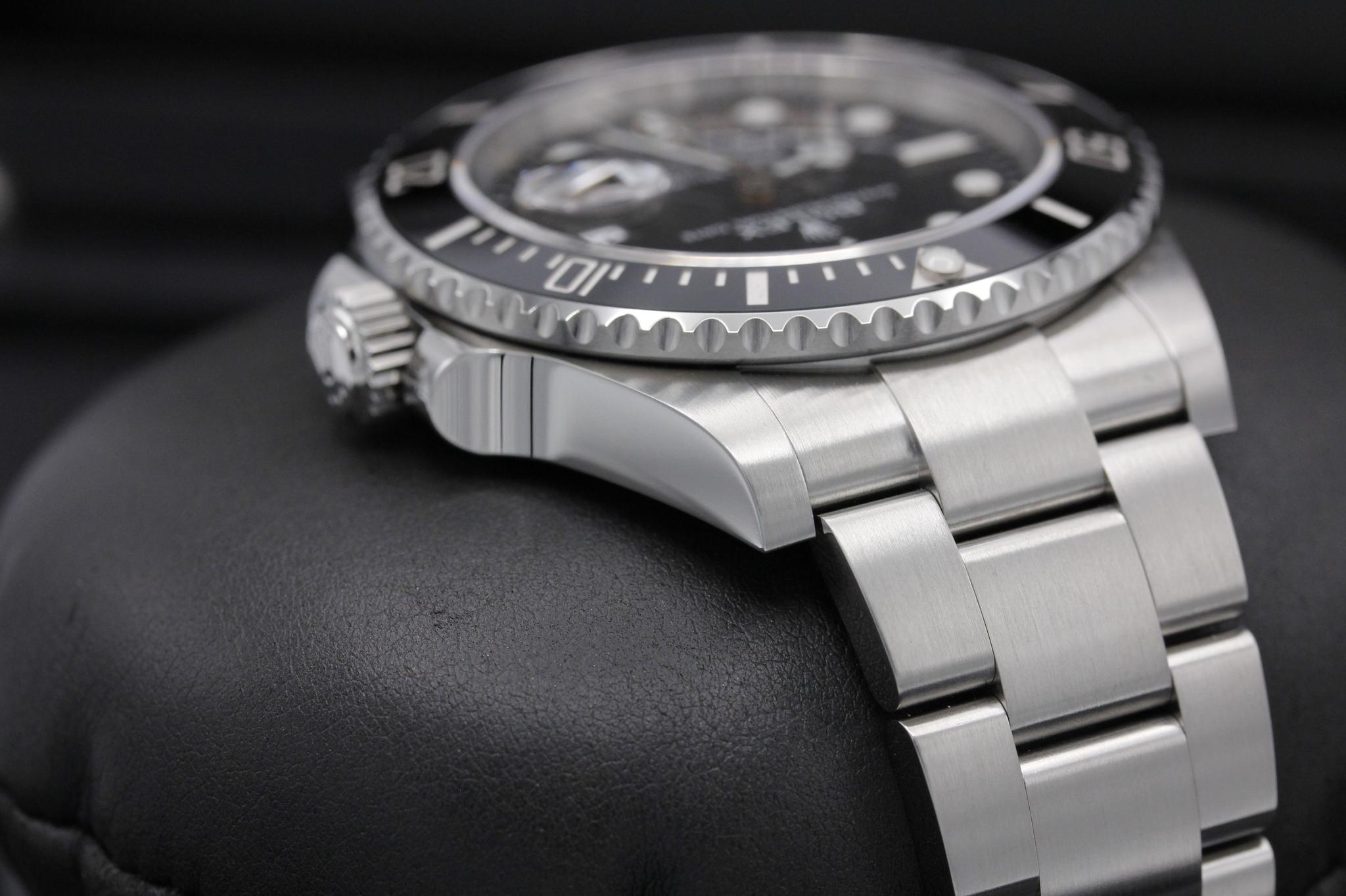 Watch Image 4