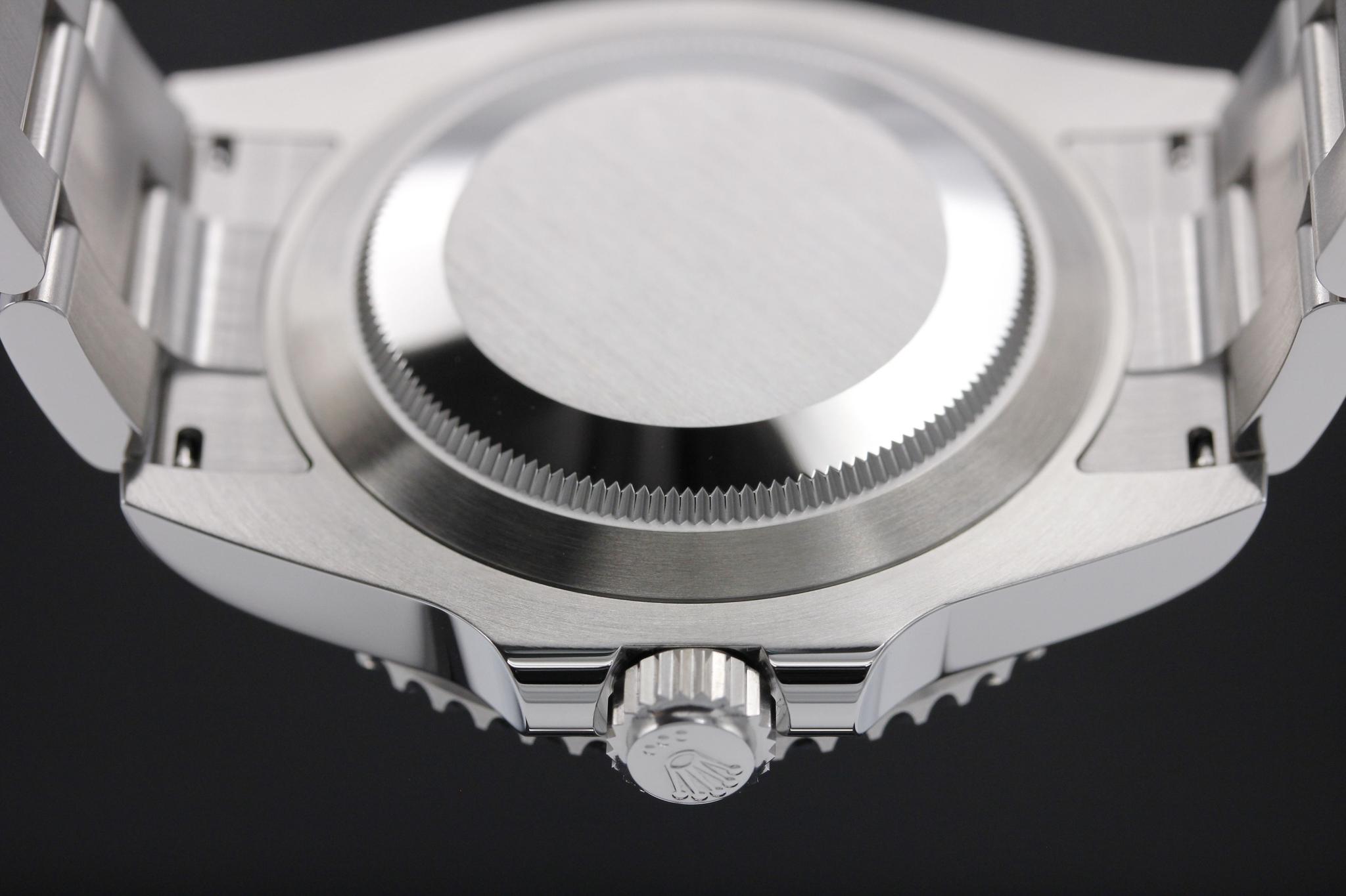 Watch Image 7