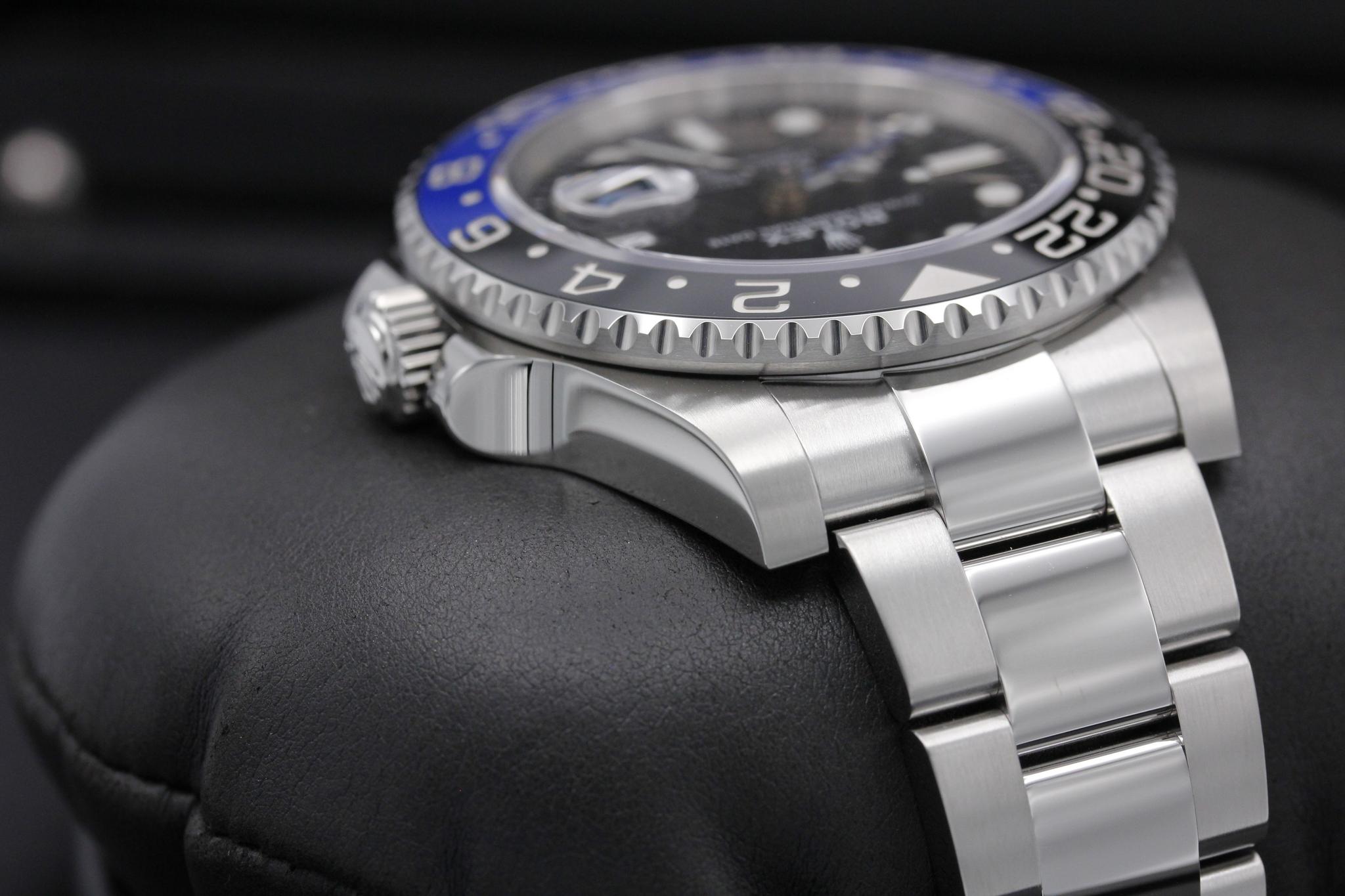 Watch Image 4