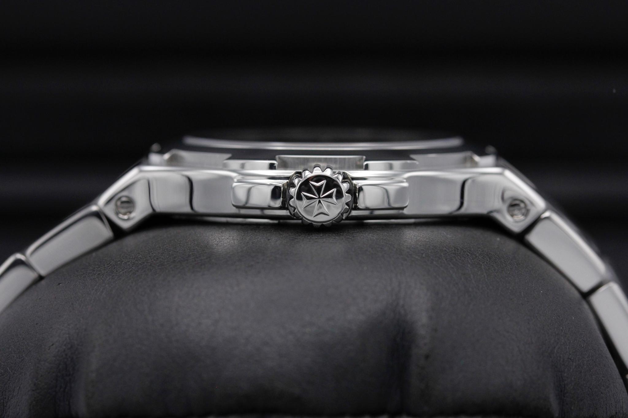 Watch Image 3