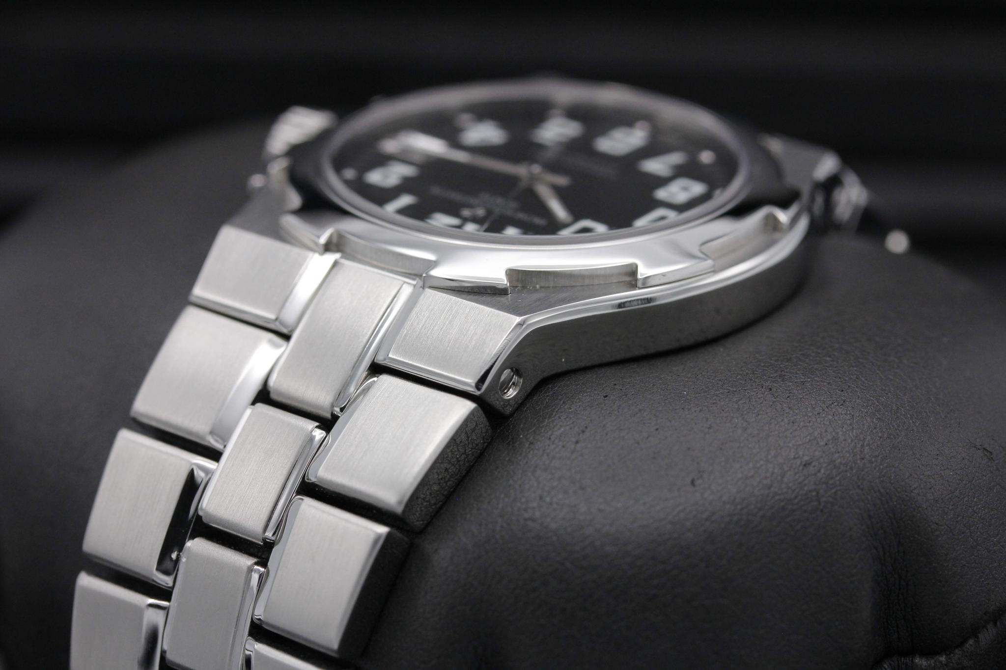 Watch Image 5