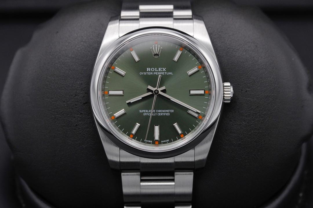 Rolex Oyster Perpetual 114200