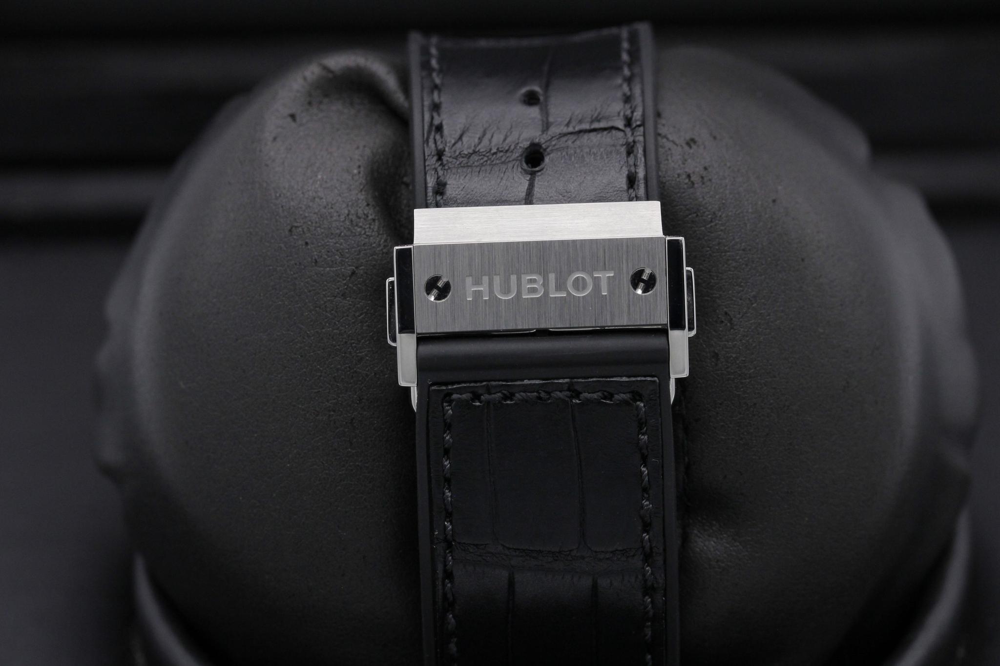 Watch Image 8