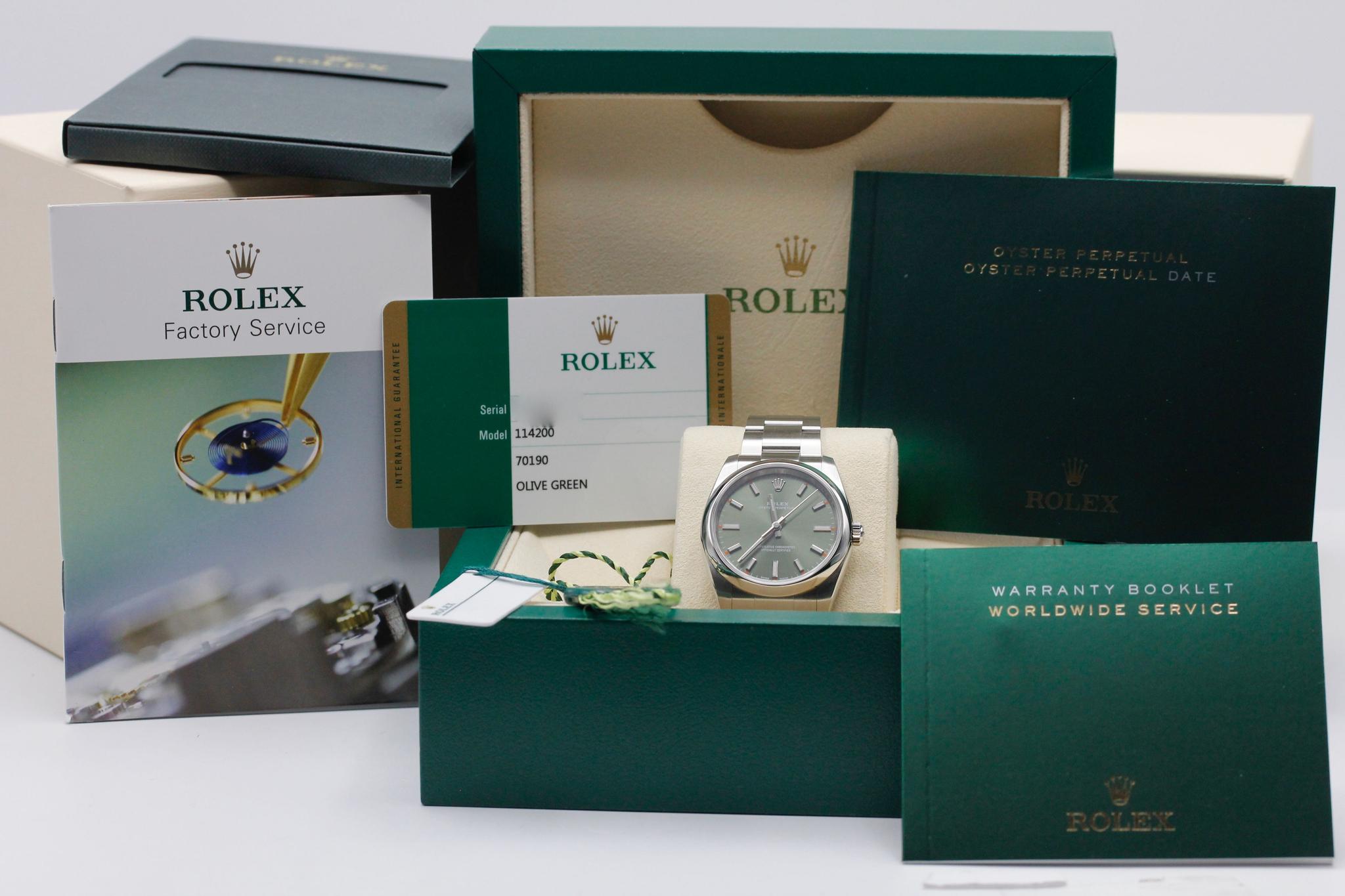 Watch Image 11