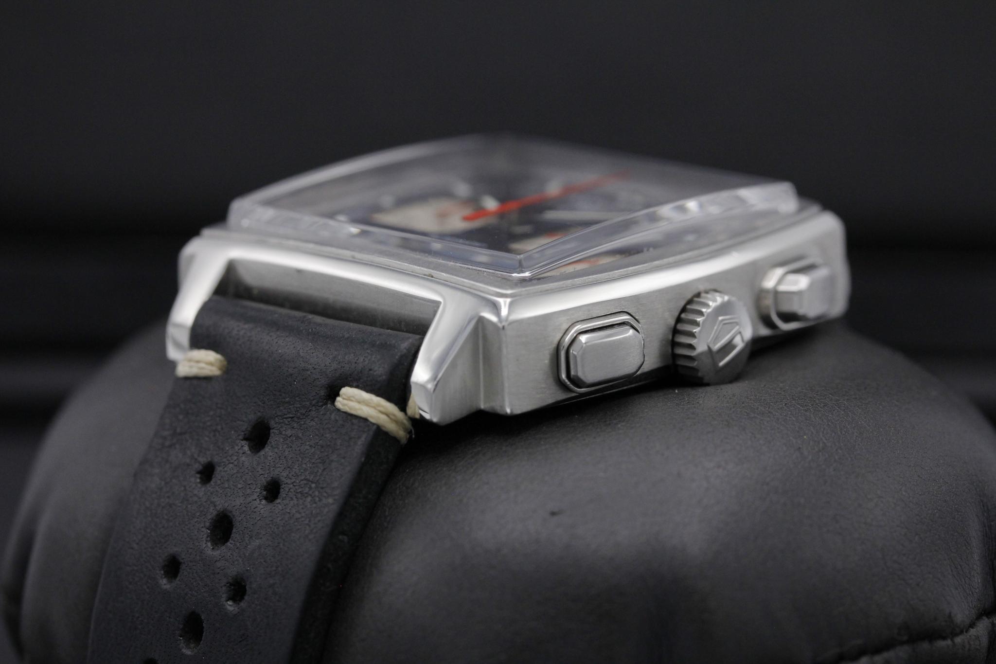Watch Image 2