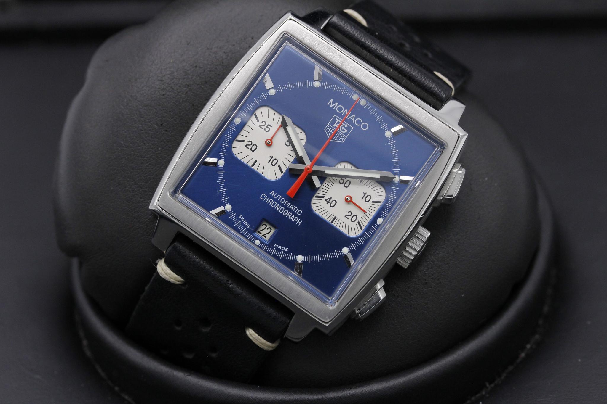 Watch Image 9