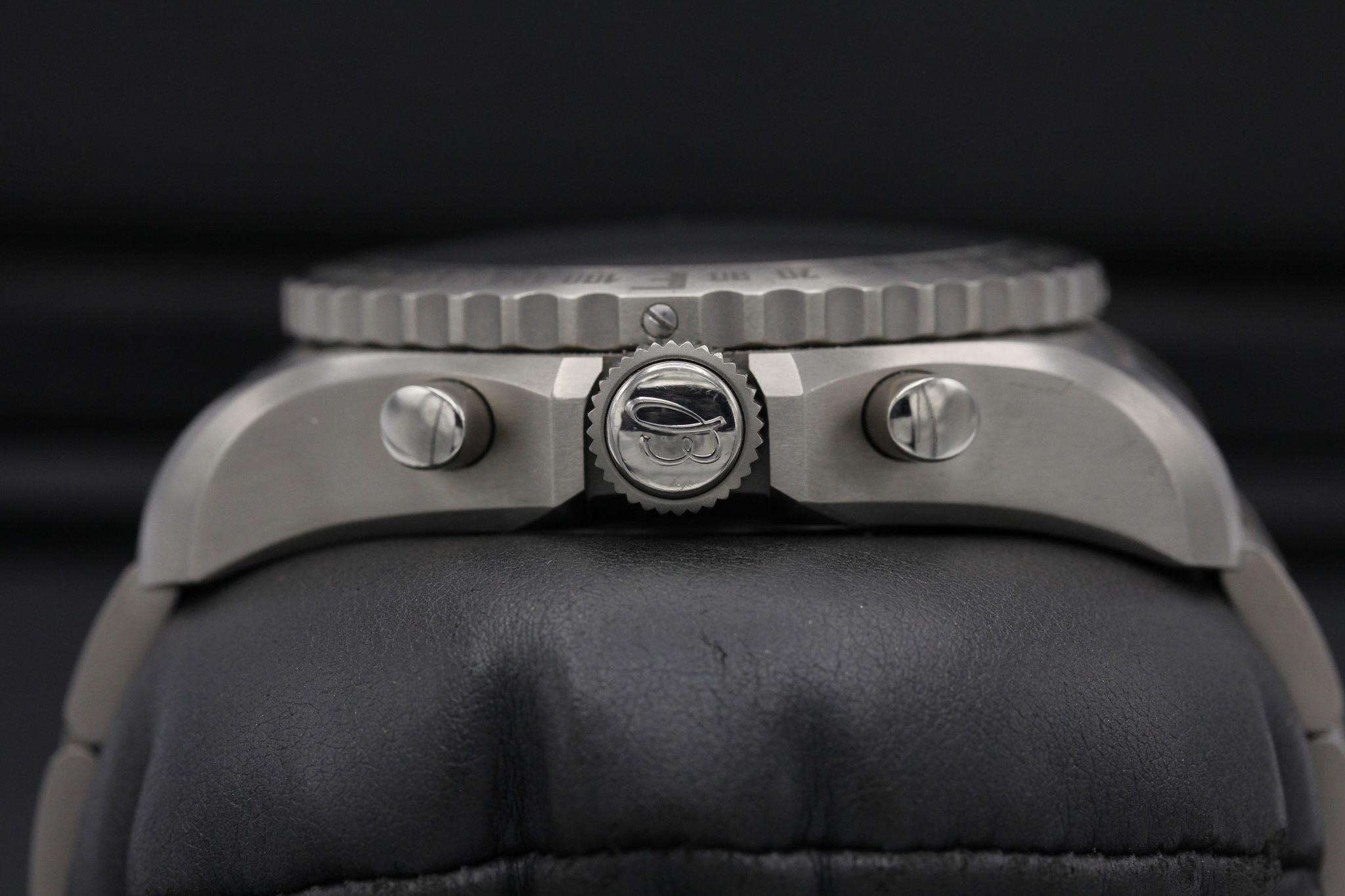 Watch Image 3