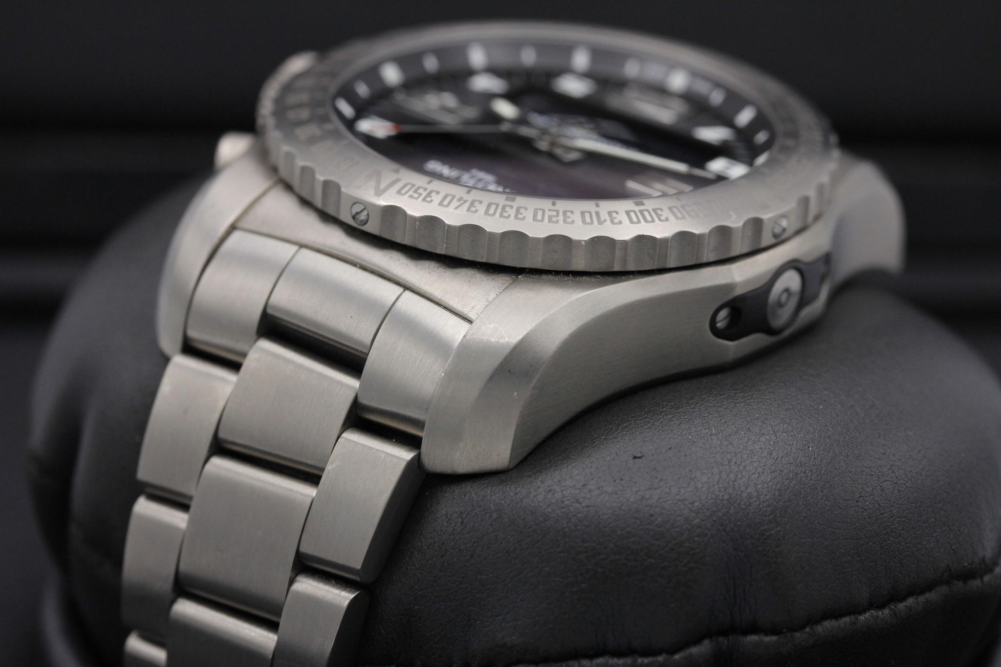 Watch Image 5