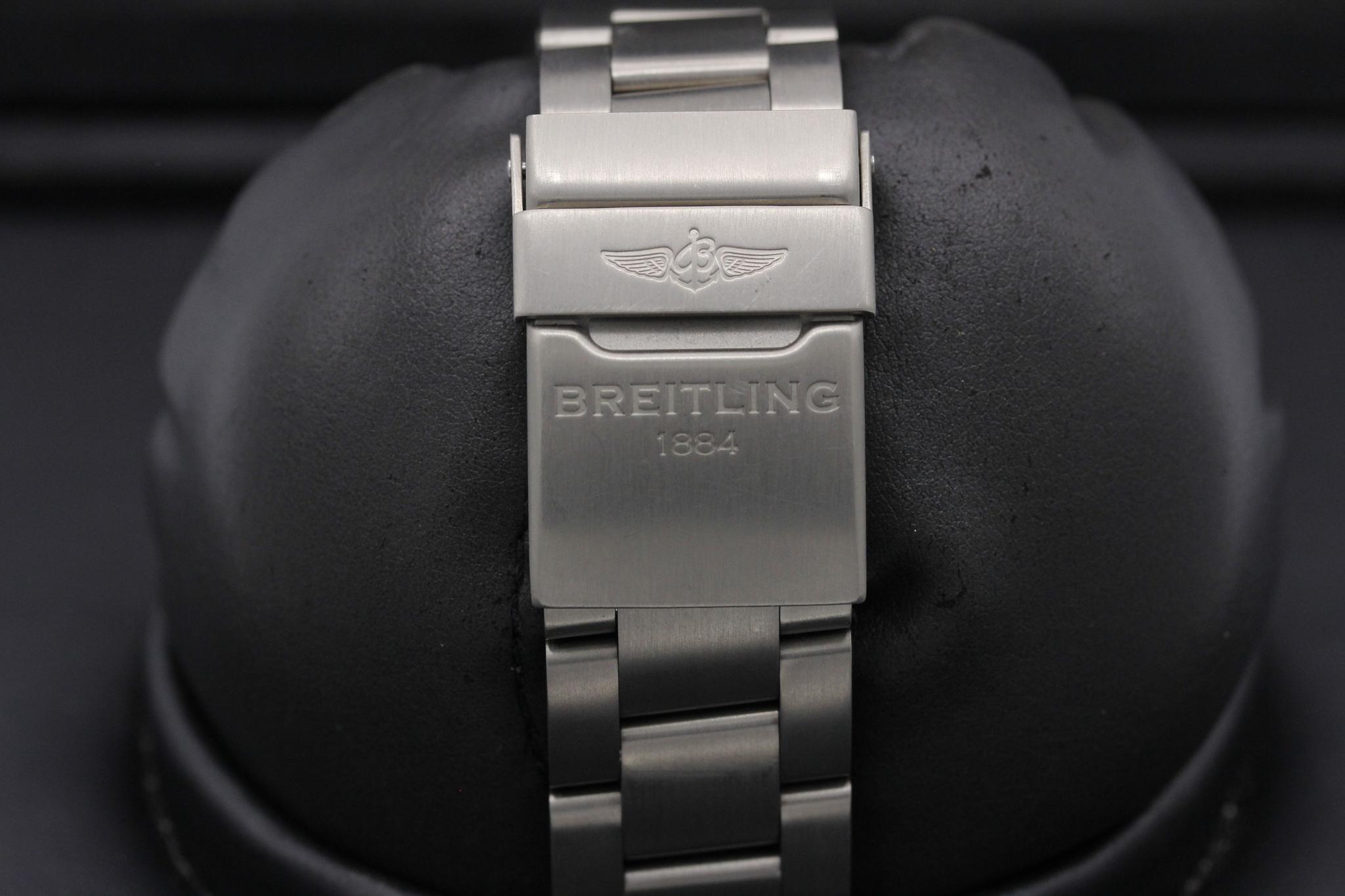 Watch Image 8